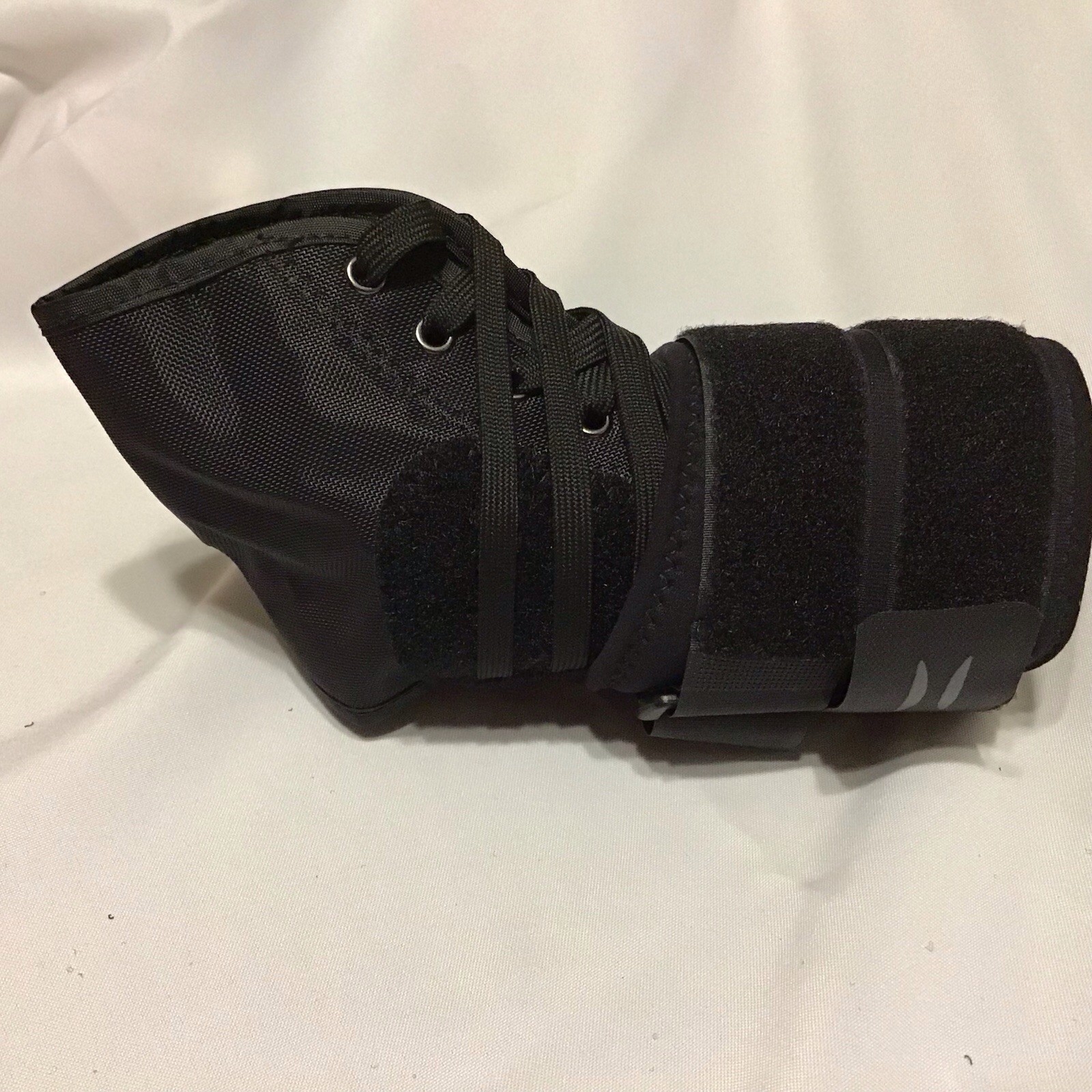 Hely & Weber Large Lace-Up Ankle Brace Adjustable Hook n Loop Straps