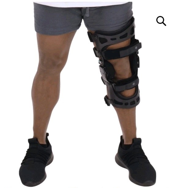 Coretech 845 OA Knee Brace Right Knee Medium Size Left