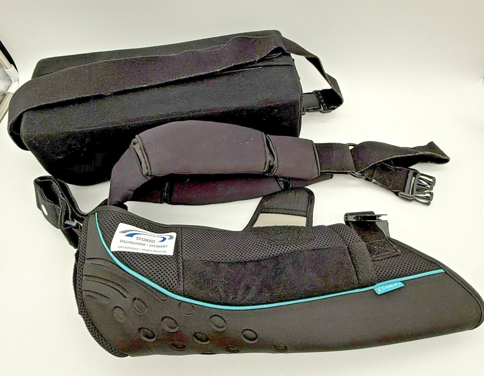 Össur Formfit Shoulder Brace Sling Adjustable Support Recovery Pad Included