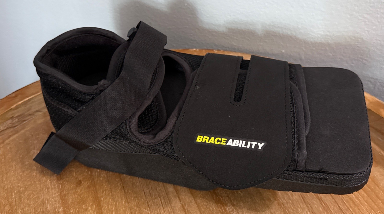 NEW BraceAbility Open Toe Forefoot Offloading Post Op Shoe Wedge Boot Medium