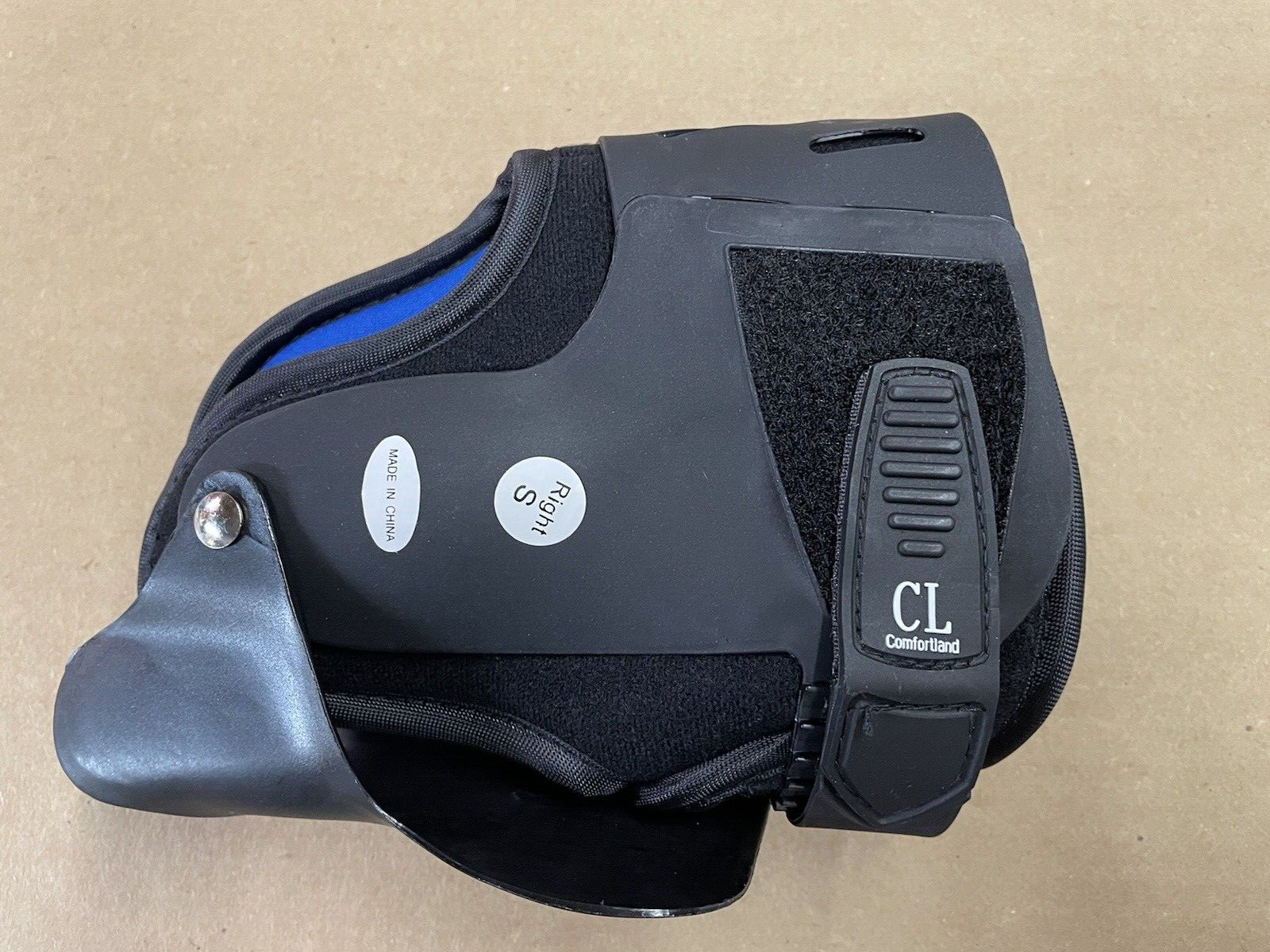 Comfortland Accord III Ankle Brace Small Right