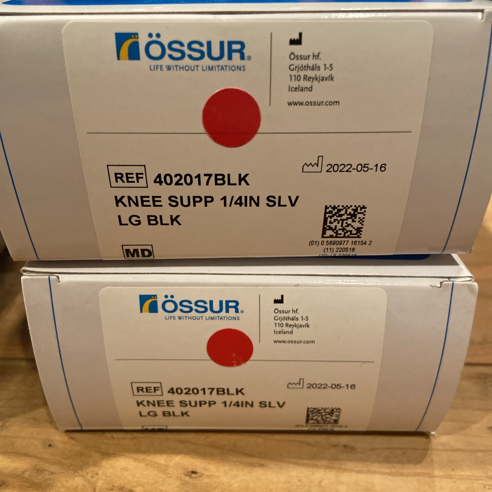 Ossur Neoprene Knee Sleeve 1/4in Large Black