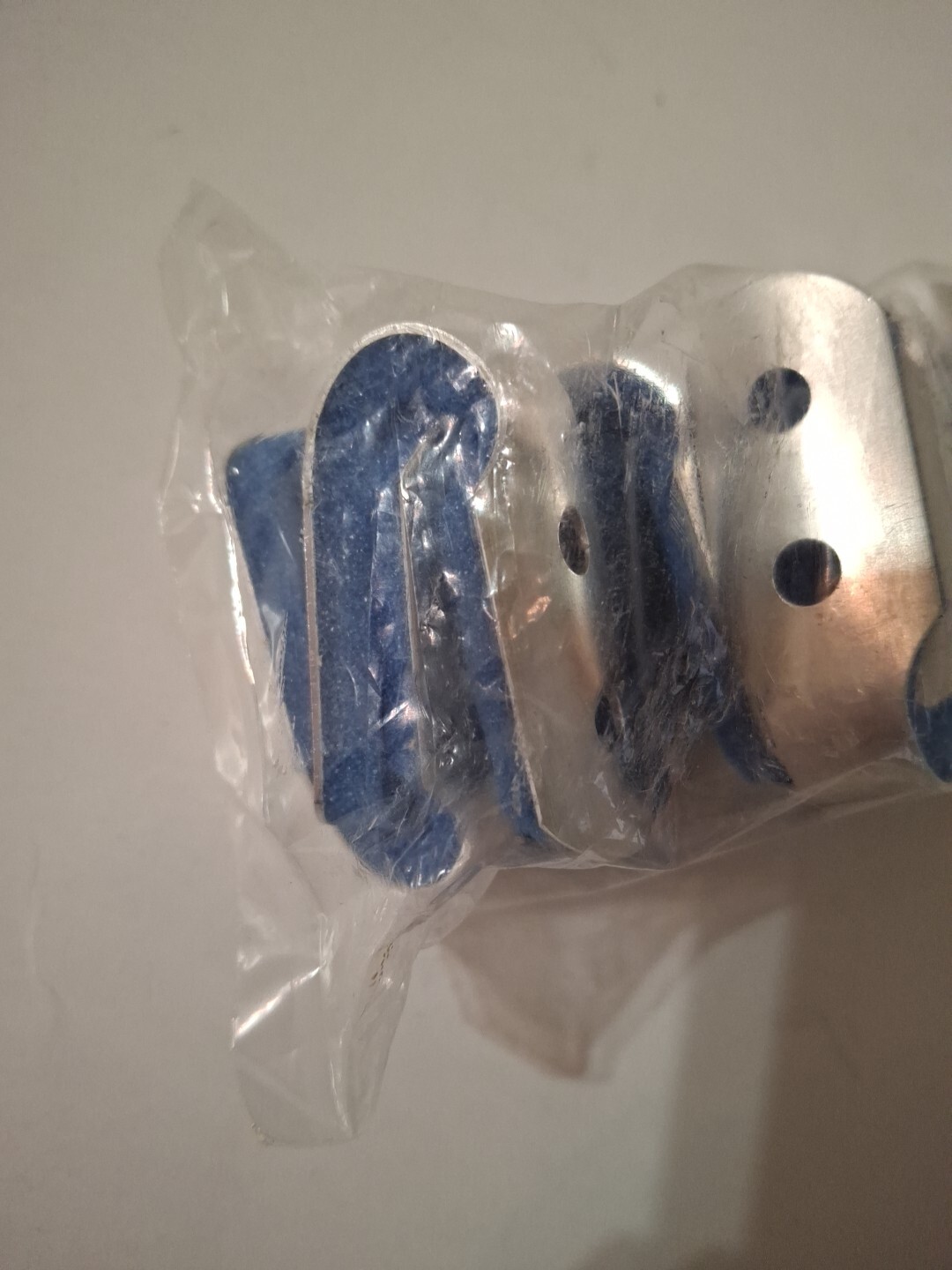 FINGER COT 2″ Padded 12/pkg foam Lined aluminum slints