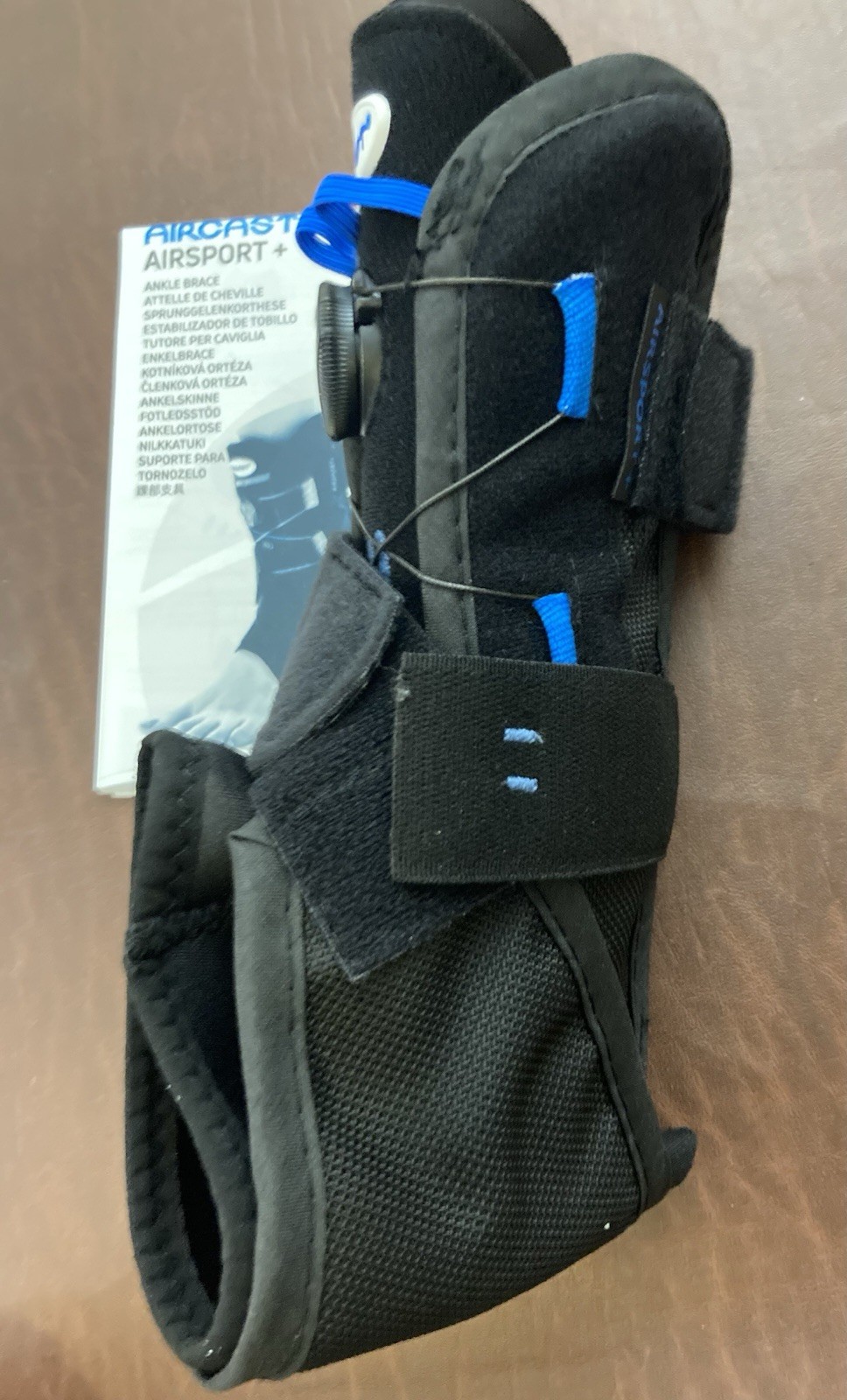 Aircast AirSport+ Left Ankle Brace L Adjustable Stabilization 02RLL Black/Blue