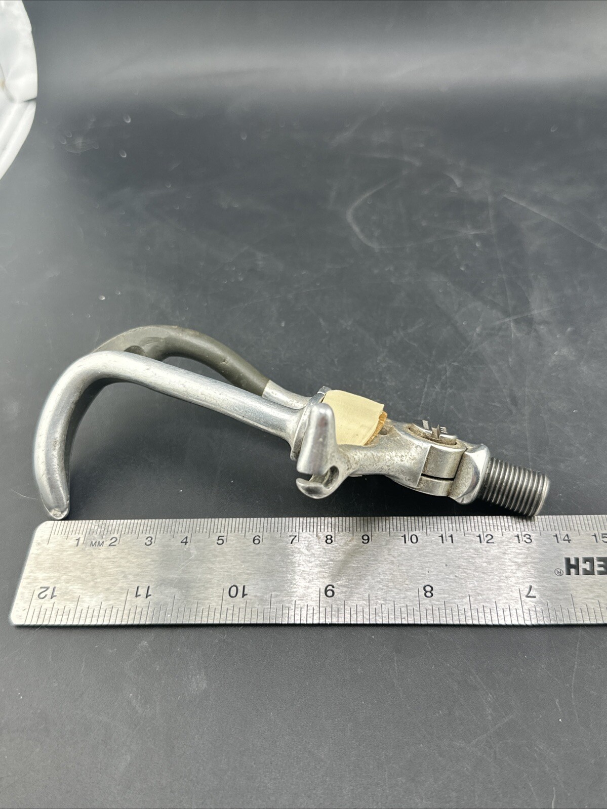 RIGHT Canted Aluminum Prosthetic Hook. Fillauer, Hosmer. Dorrance 5XA Hook