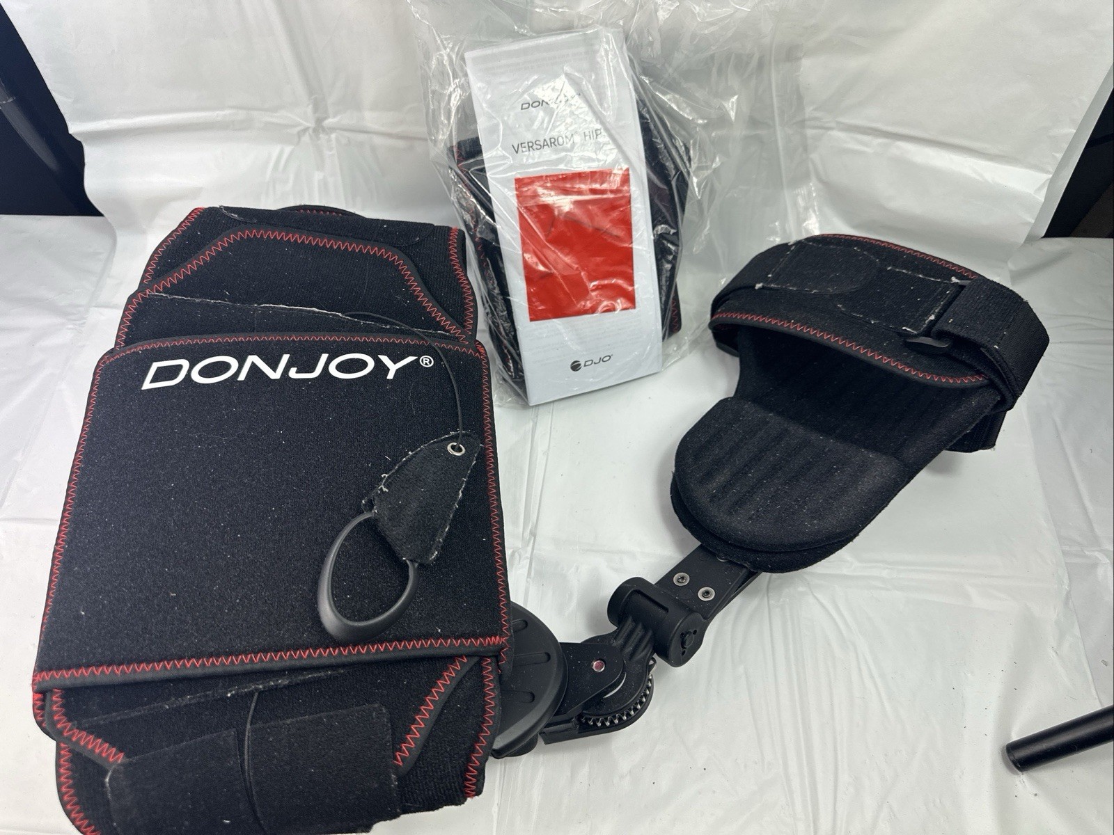DONJOY VersaROM Hip Brace Left/Right Adult Adjustable Post Op Support Used