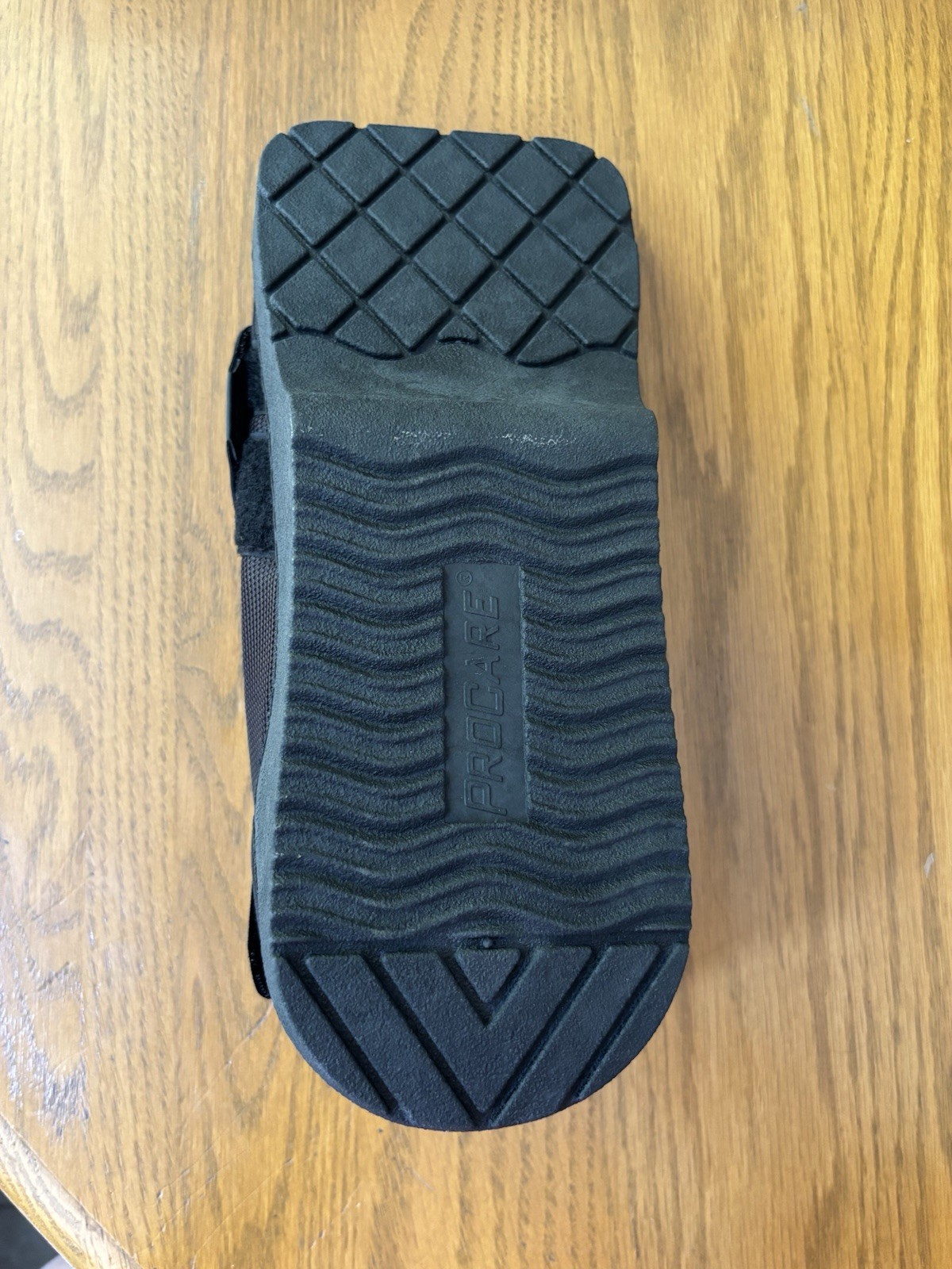 Procare Remedy Pro Shoe Size Large. Surgical Shoe.