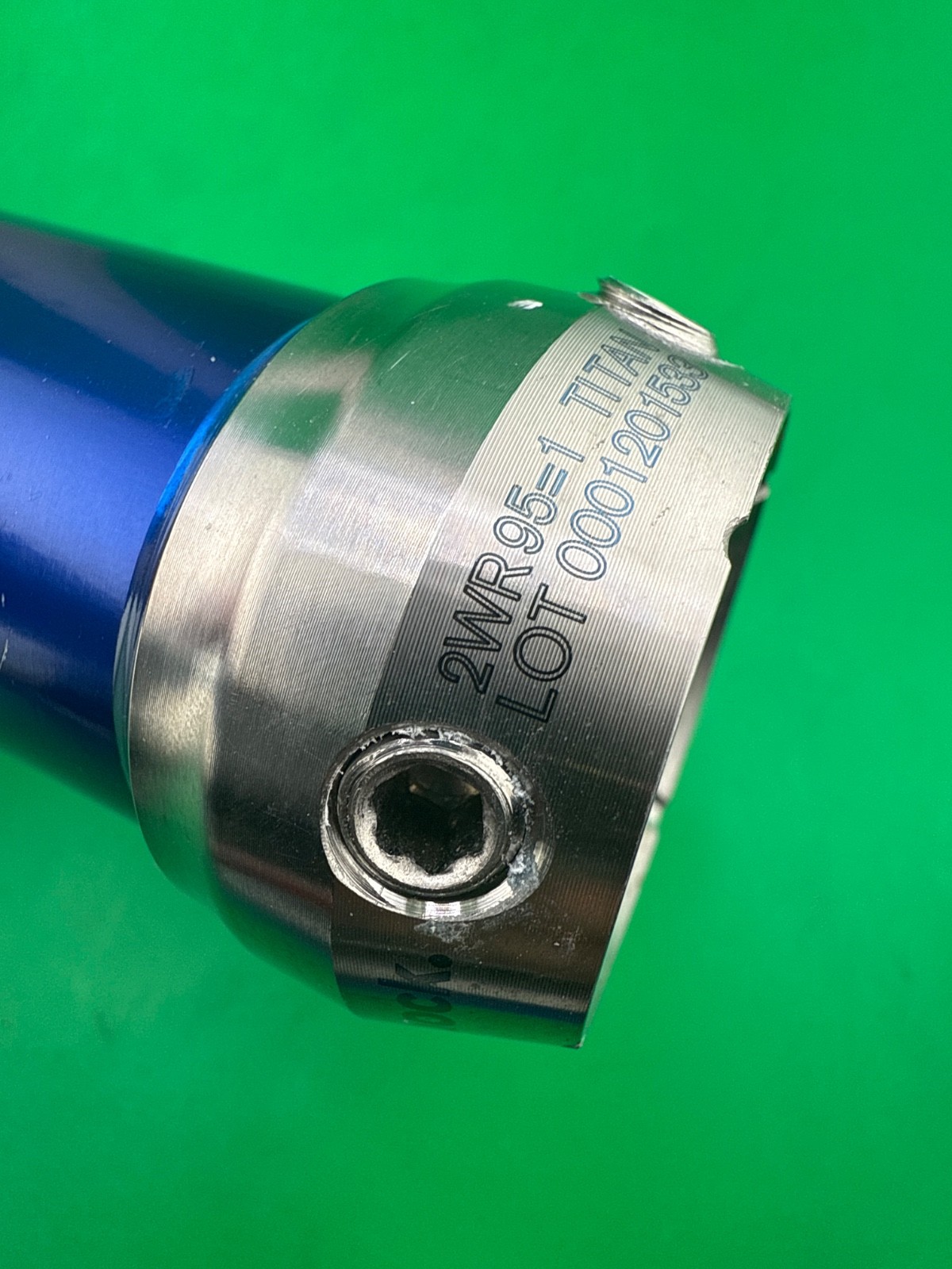 OTTOBOCK Otto Bock water proof components. 4WR95=3 tube clamp, 2WR95=1, 34mm.