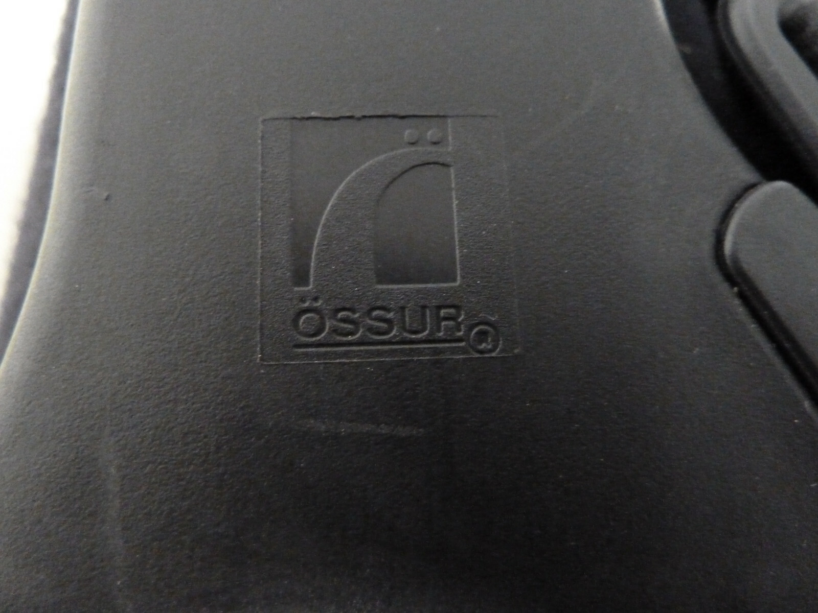 High Top Ossur Walker Boot Size Medium Hightop