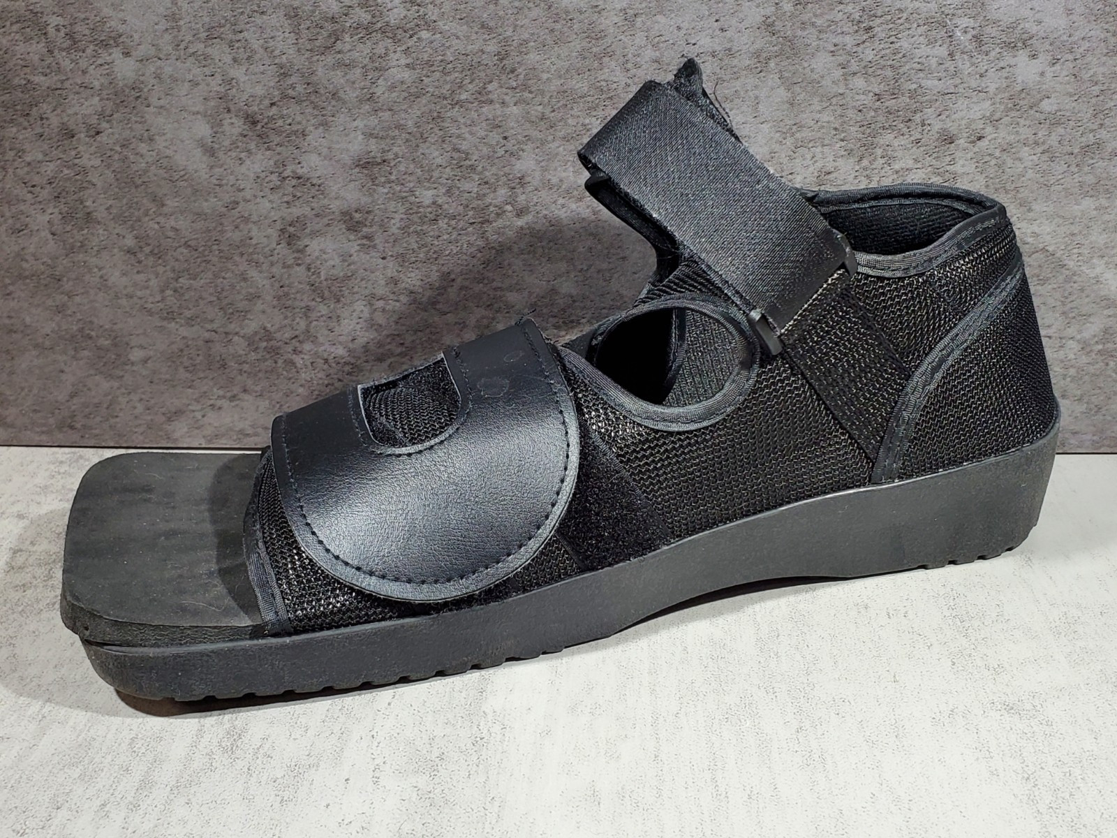 Breg Square Toe Post-Op Shoe Size Medium Foot Brace Boot PostOp 12″ Length