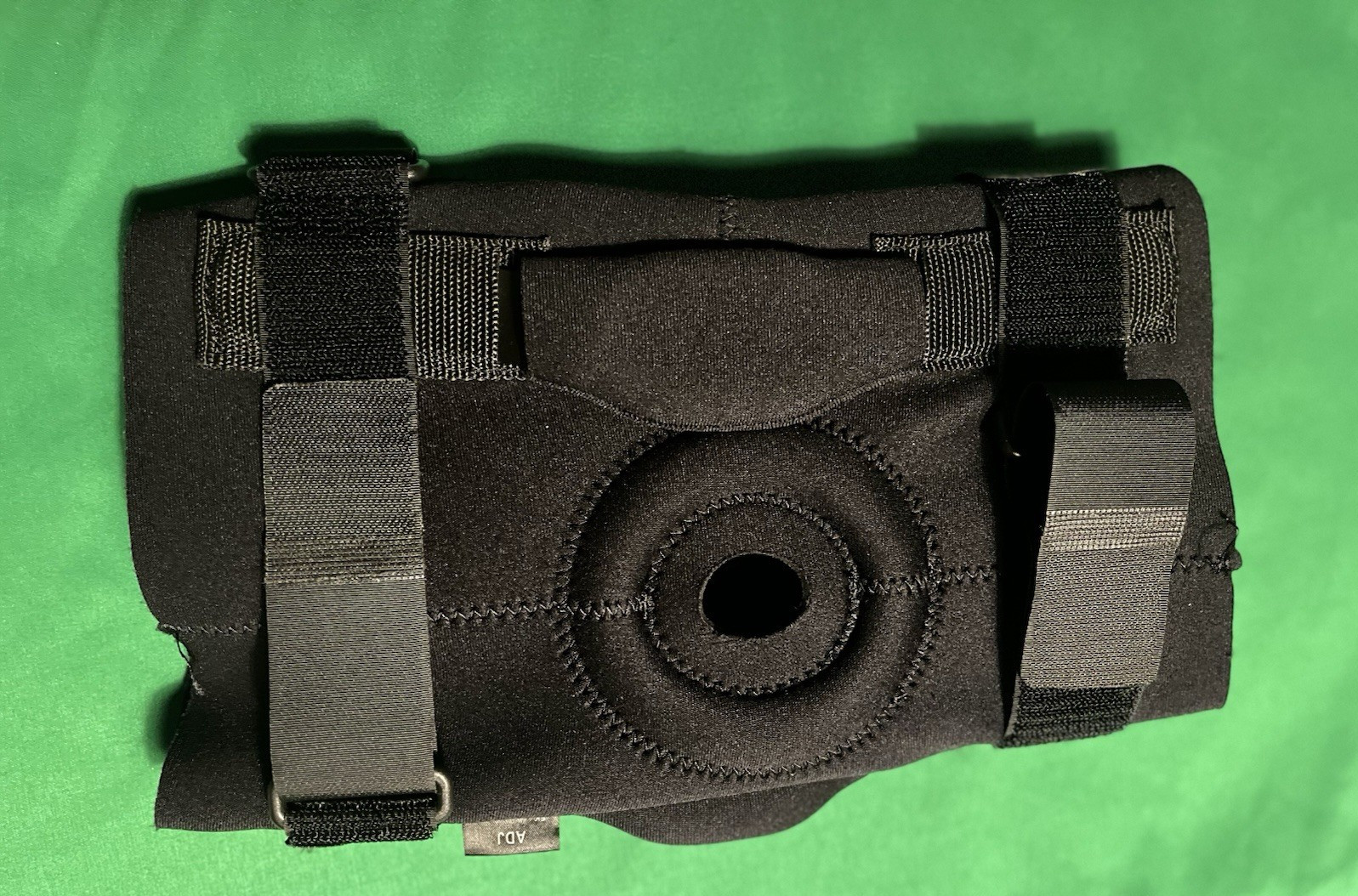 ACE ADJ Leg KNEE BRACE Pad w/Dual Metal Side Stabilizers and Adjustable Straps