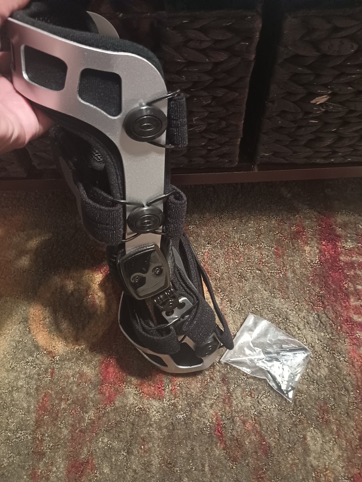 ISO Preferred OA Dual Upright ROM Hinge Knee Brace L/RT ISO-KN221L. NEW