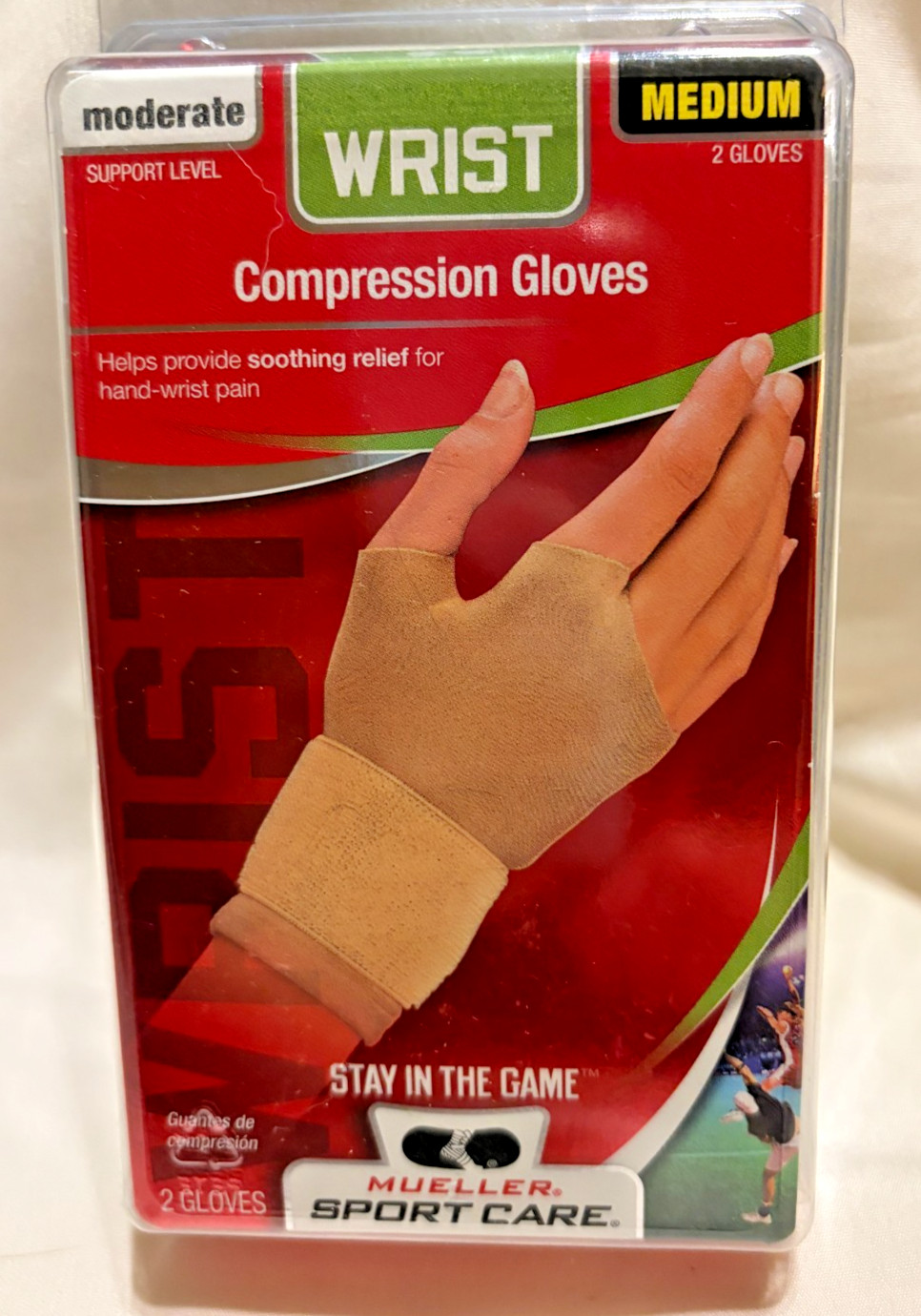 1 Pair Mueller Moderate Compression Gloves – Size Medium – Beige – NEW