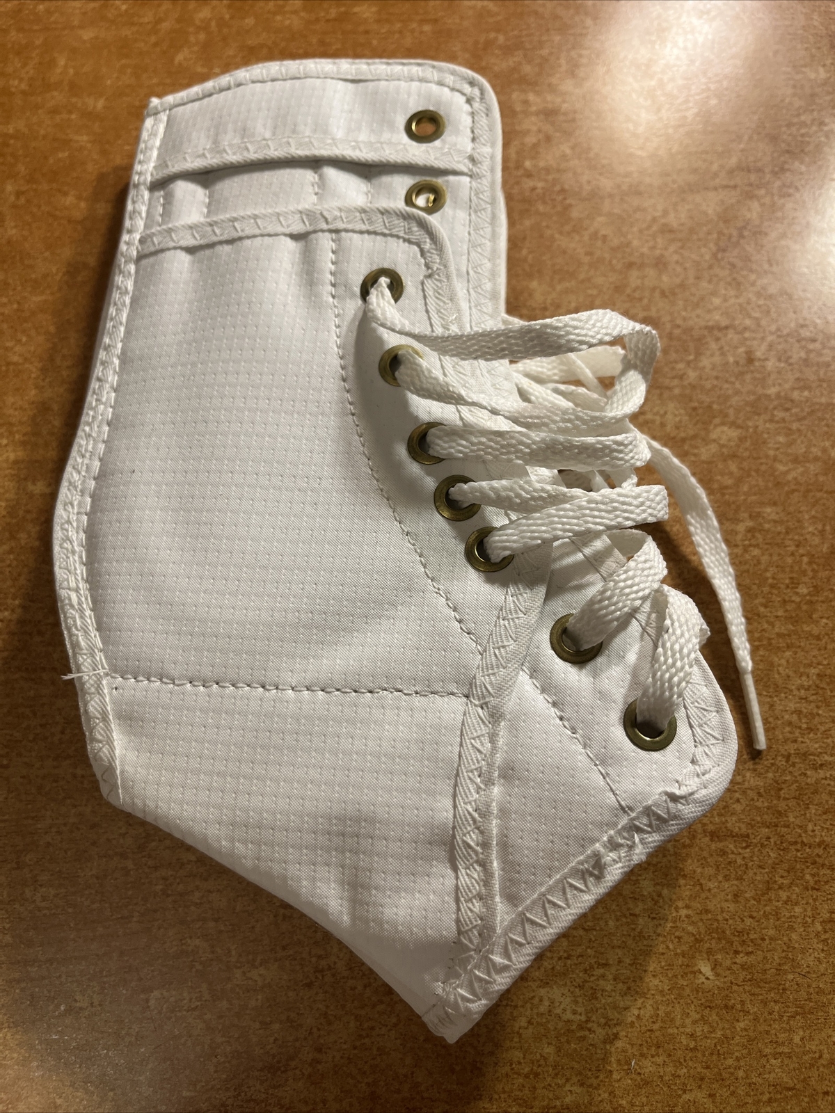 Swede’O Inc Ankle Lok Lace Up Ankle Brace Size Small Rigid Support Elastic Back