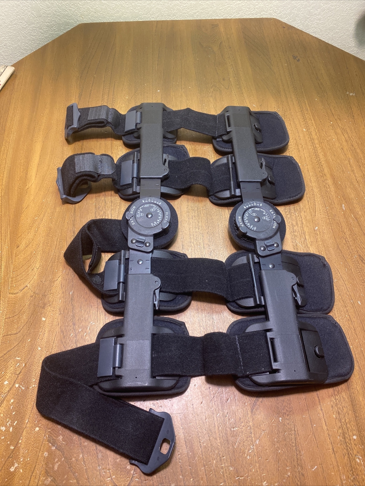 Adjustable Knee Brace R/L Leg Extension Flexion Adjustable