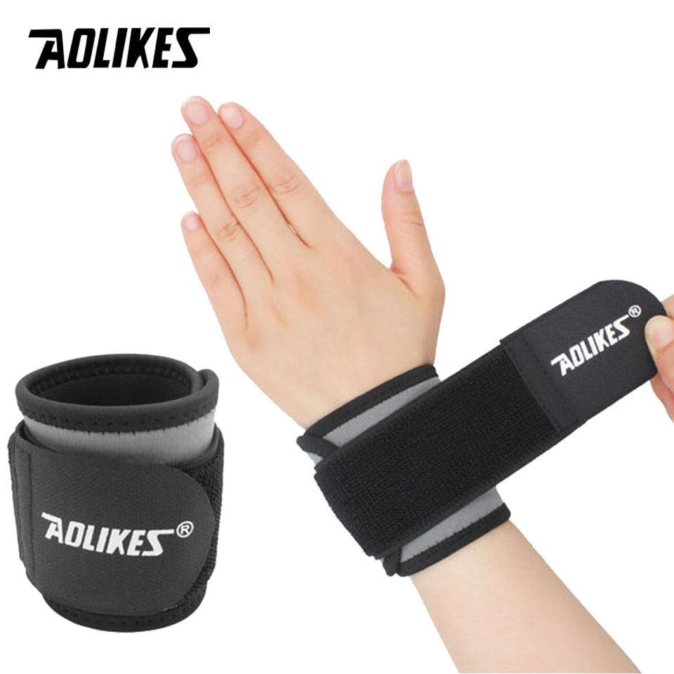 Aolikes 1pcs Adjustable Wrist Support Brace Brand Wristband Men and Women Gym Wr