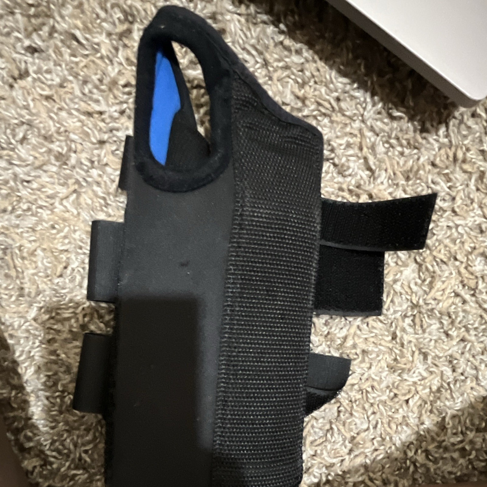 DJO WRIST Brace for Stabilization Left Side Size M Black/Blue Support