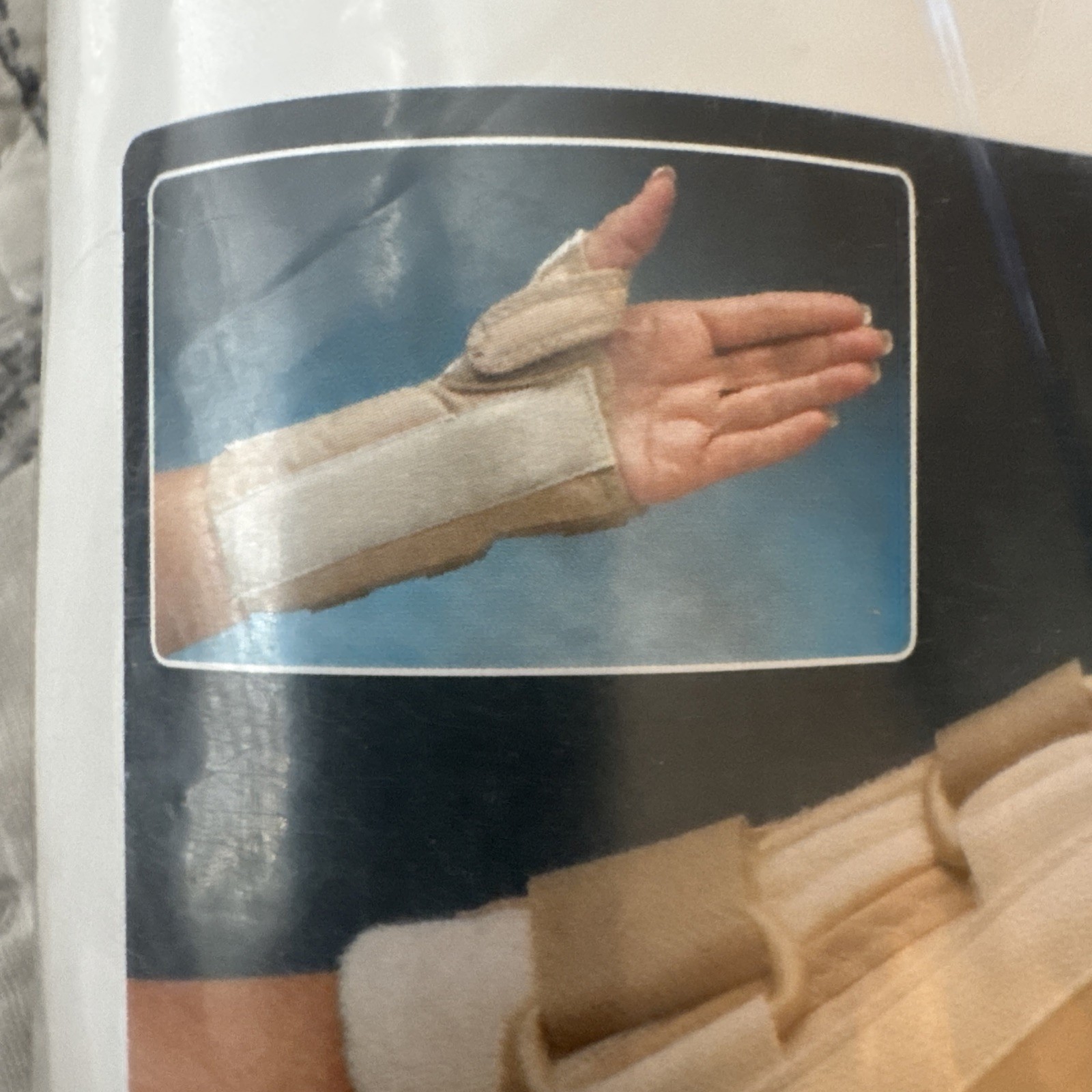 Wrist Splint Norco D-Ring Thumb and Wrist Orthosis Long Left X-Large