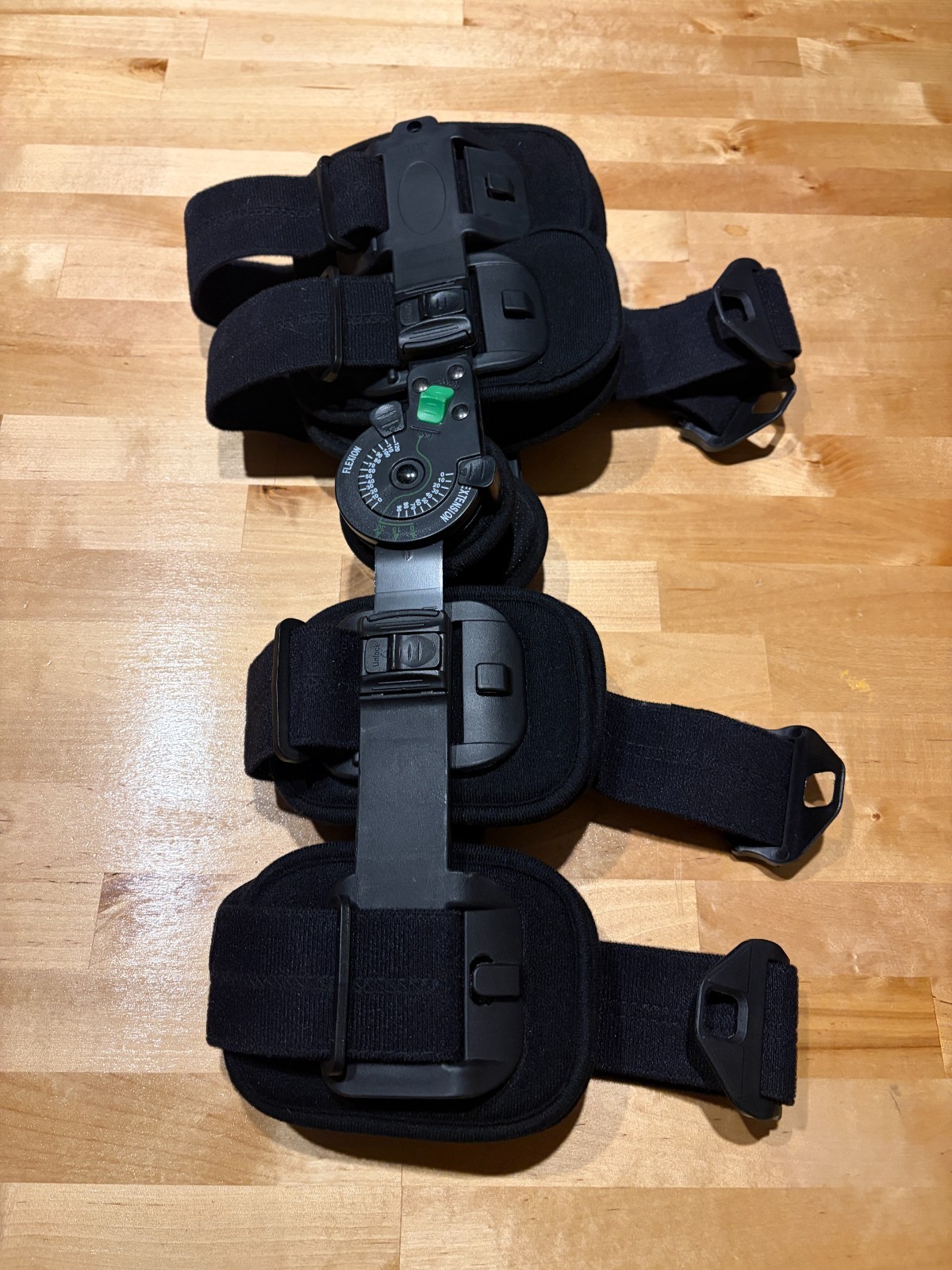 Advanced Ortho Hinged ROM Sports Knee Brace for ACL Right #845-R