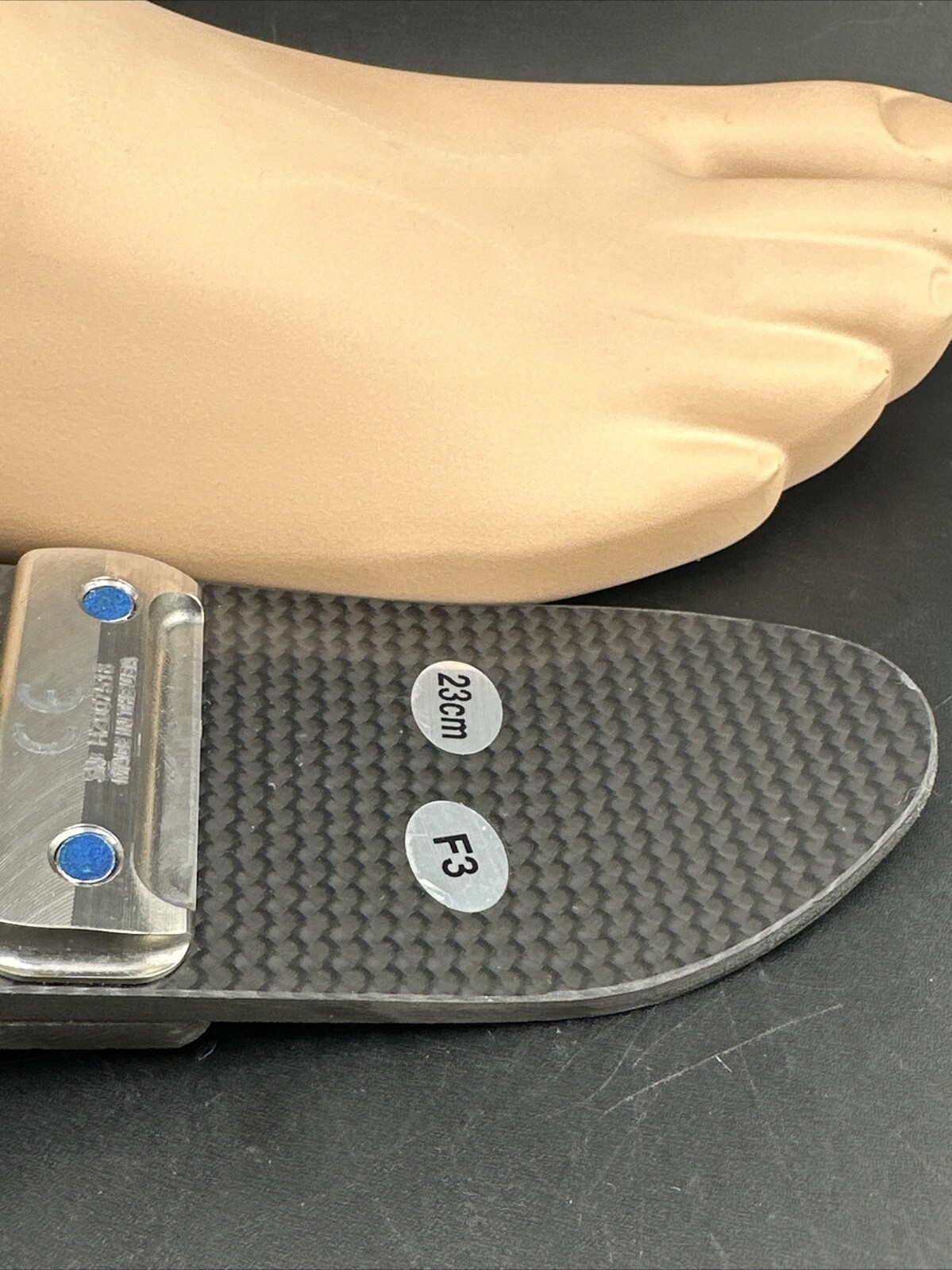 College Park Odyssey K3 Hydraulic Ankle Prosthetic Foot, Right Shell. Size 23.