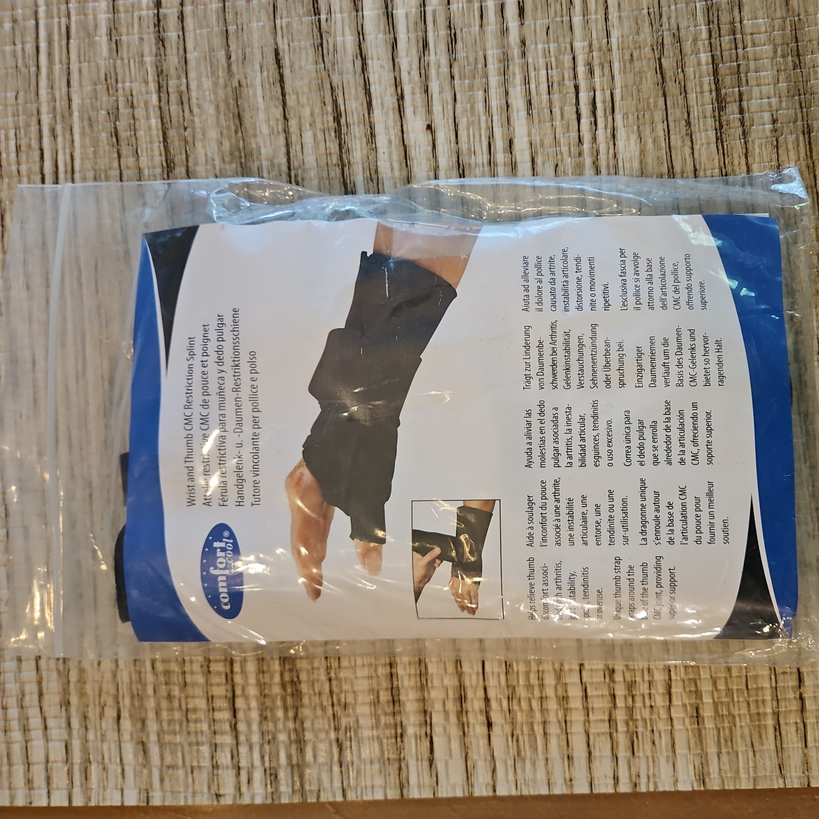 Comfort Cool Wrist/Thumb CMC Restriction Splint Black,Right, Large NC79575