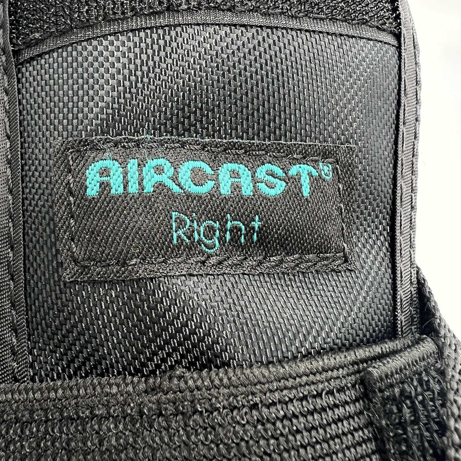 Aircast SMALL AirSport Ankle Support Brace RIGHT Foot Black 02MSR