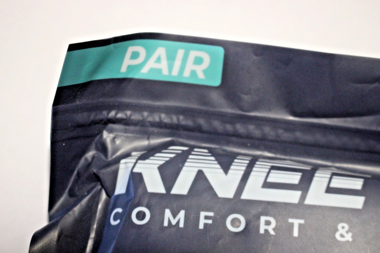KNEE SLEEVE COMFORT & SUPPORT SIZE LARGE
