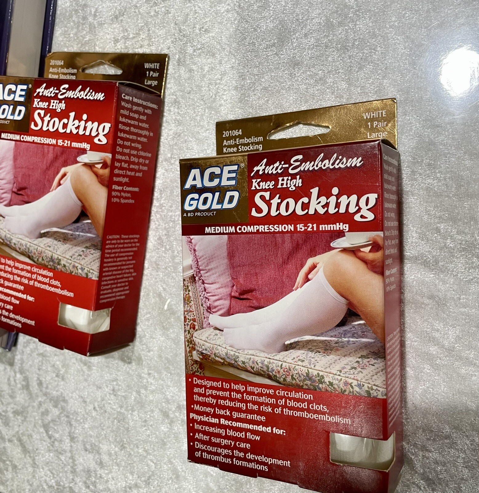 Ace Gold Anti-Embolism Knee High Stocking Medium 15-21 mmHg