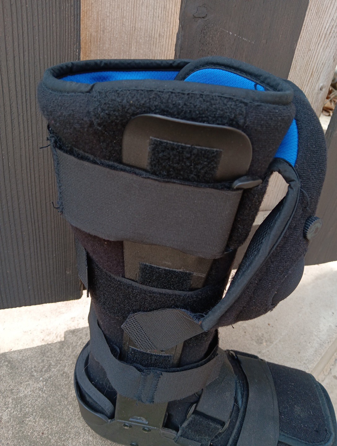 BREG Walking Boot Medical High Top Ankle Surgery Brace Sz Large Air Pump Lift