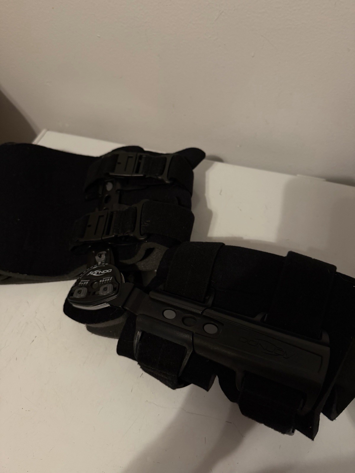 DonJoy ROM Post Op Hinged Knee Brace Adjustable Orthopedic One Size
