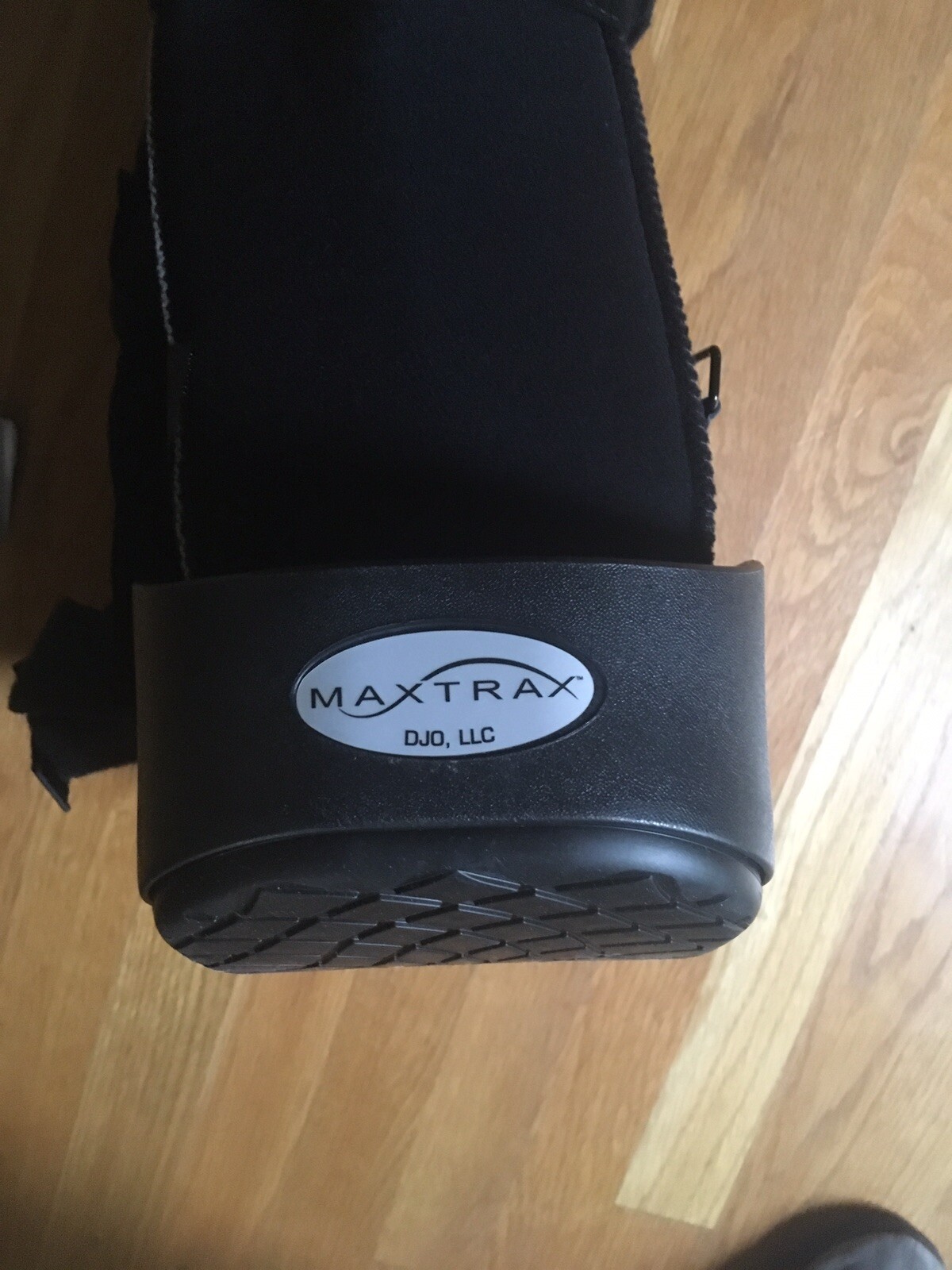 Procare MaxTrax Walker Adjustable Boot 79-95328, XL DJO LLC