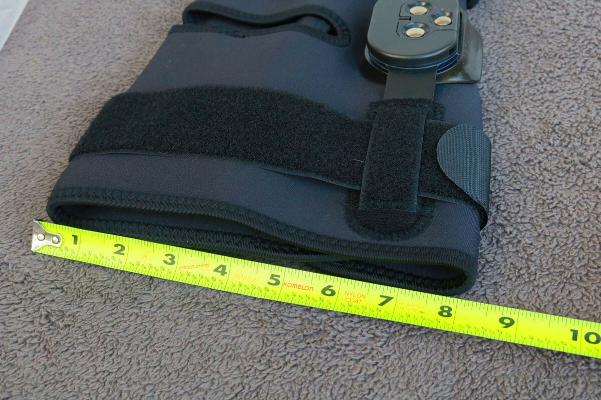 Knee Brace Hinged Large Comfortland comfortable in bag with accessories IW