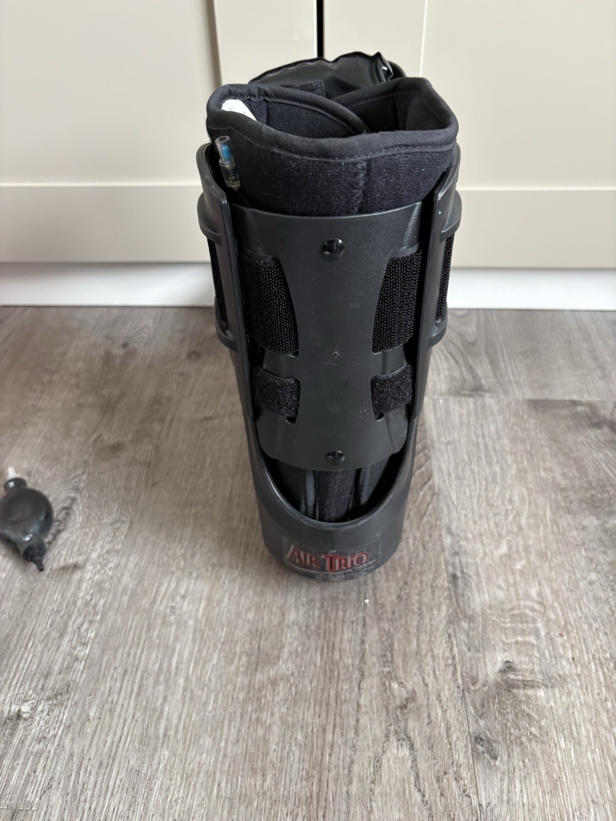 Air Trio Shell Ankle Walker Cast Walking Boot Aircast Size Medium
