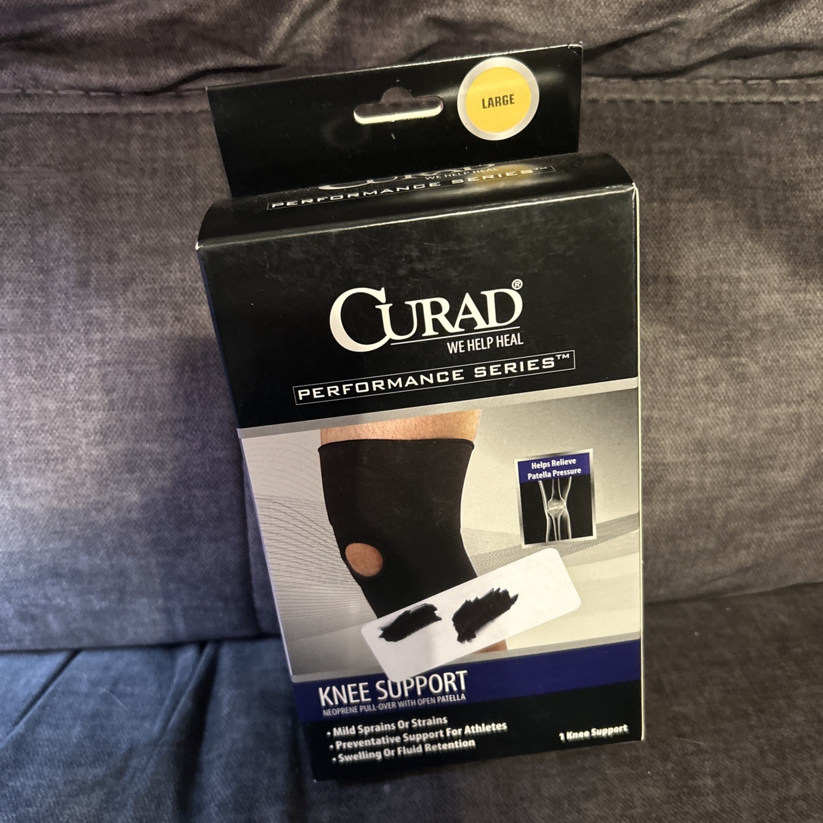 Curad Knee Support Neoprene Pull-Over w/Open Patella Pressure Large 16-18″ Black