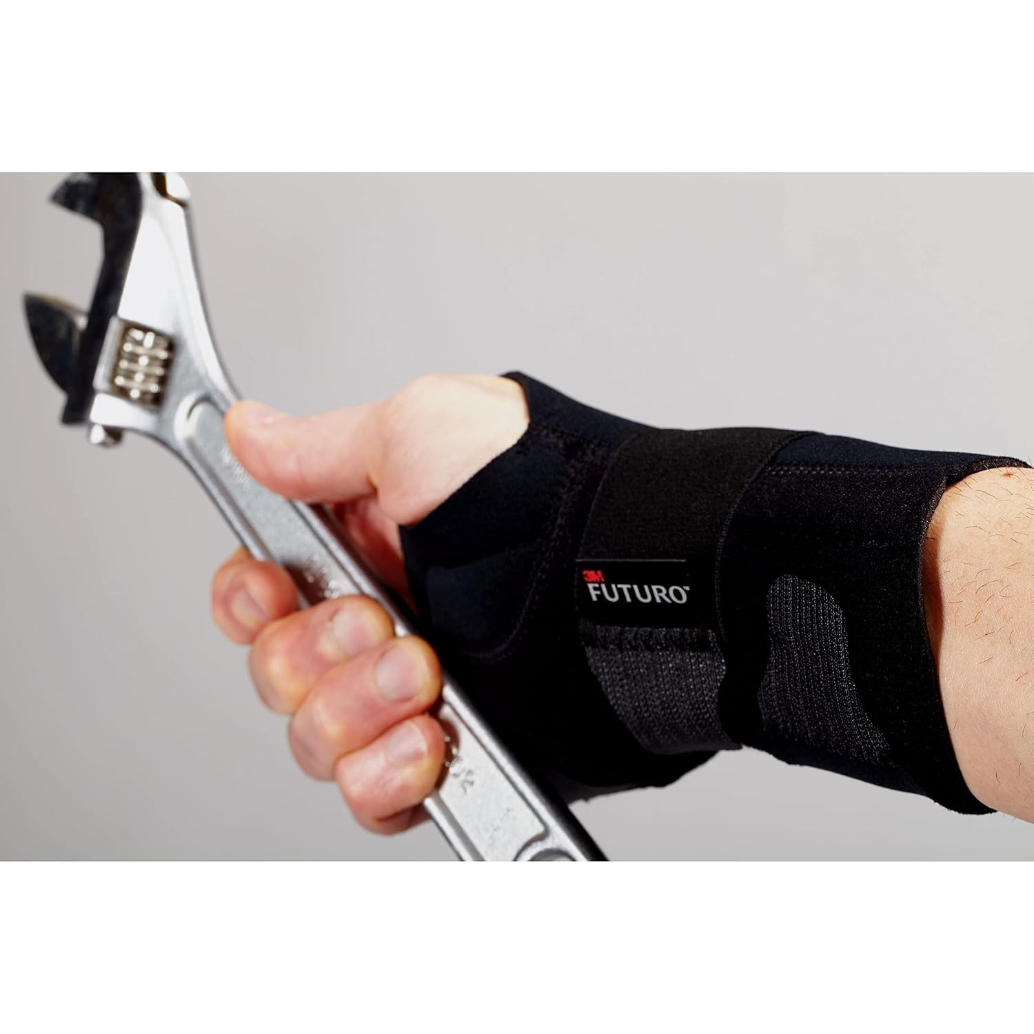 401503 Performance Knee Support, Breathable, Medium – Black