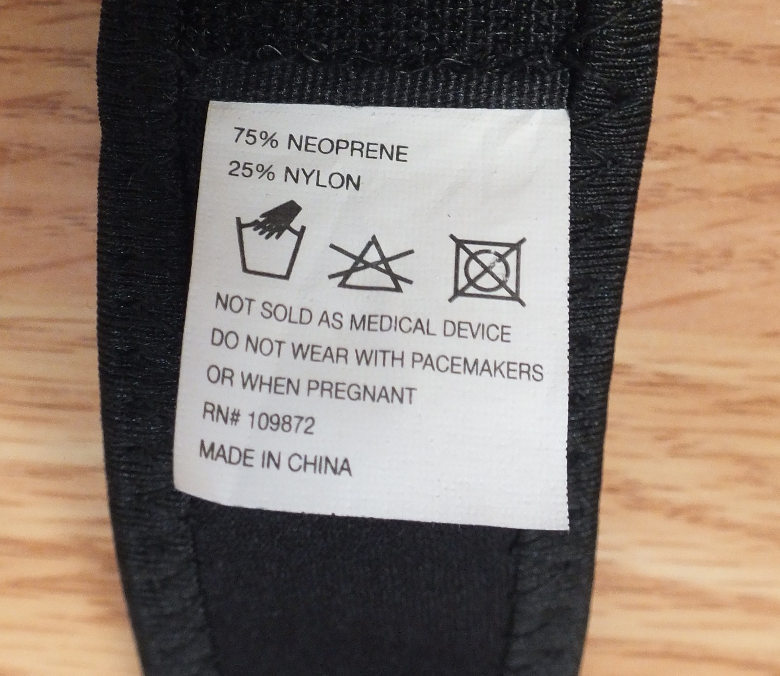 Unbranded / Generic Solid Black Hook & Loop Shoulder Brace (109872) Only *READ*