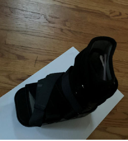 DonJoy MaxTrax Ankle Walker Brace/Walking Boot Small