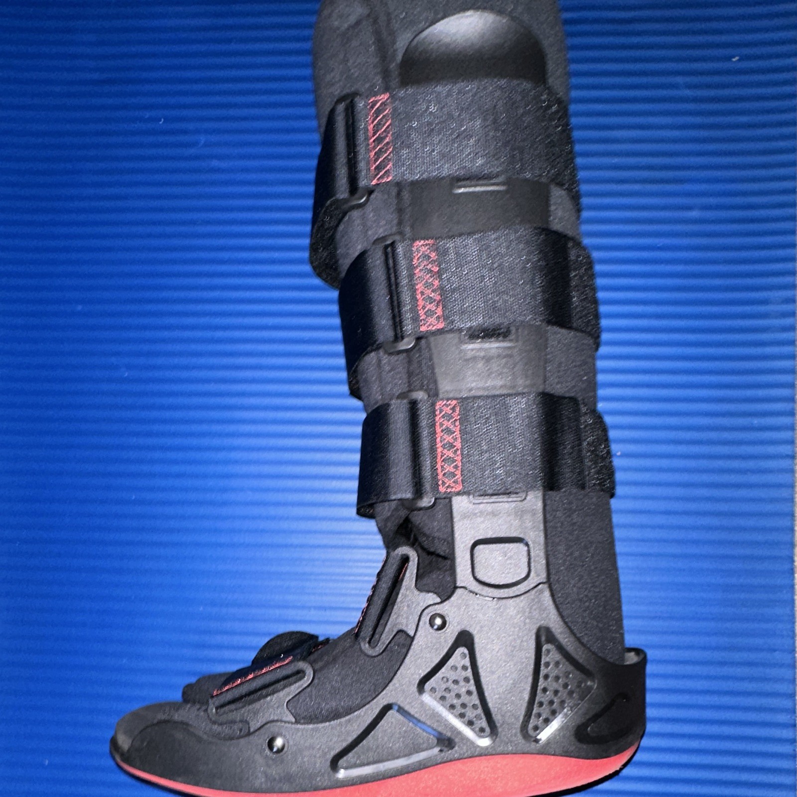 ProCare XcelTrax Walking Boot Brace Black/Red Size L Immobilization