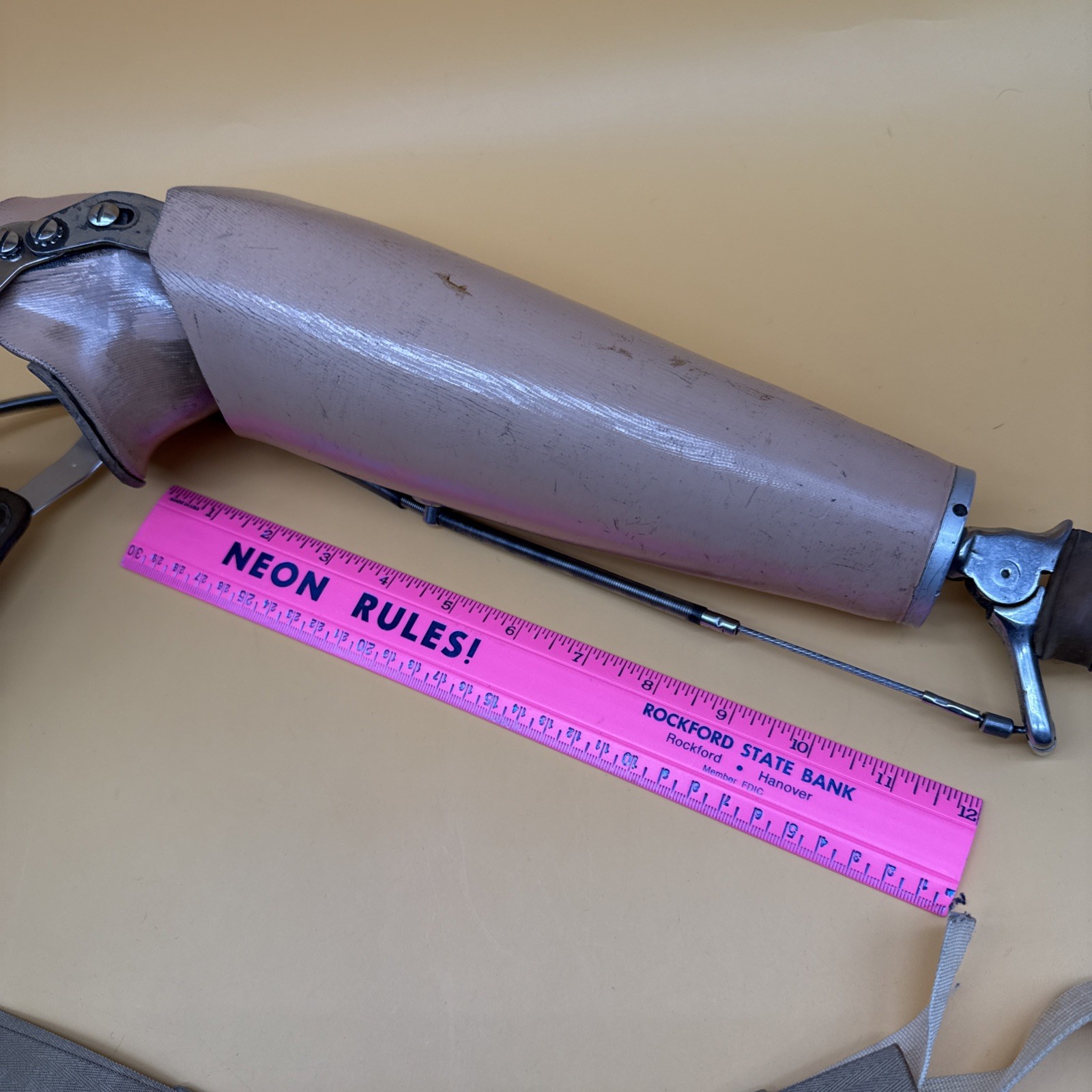 Vintage Prosthetic Adult Arm Body Powered Dorrance Hook & Hand Display Prop