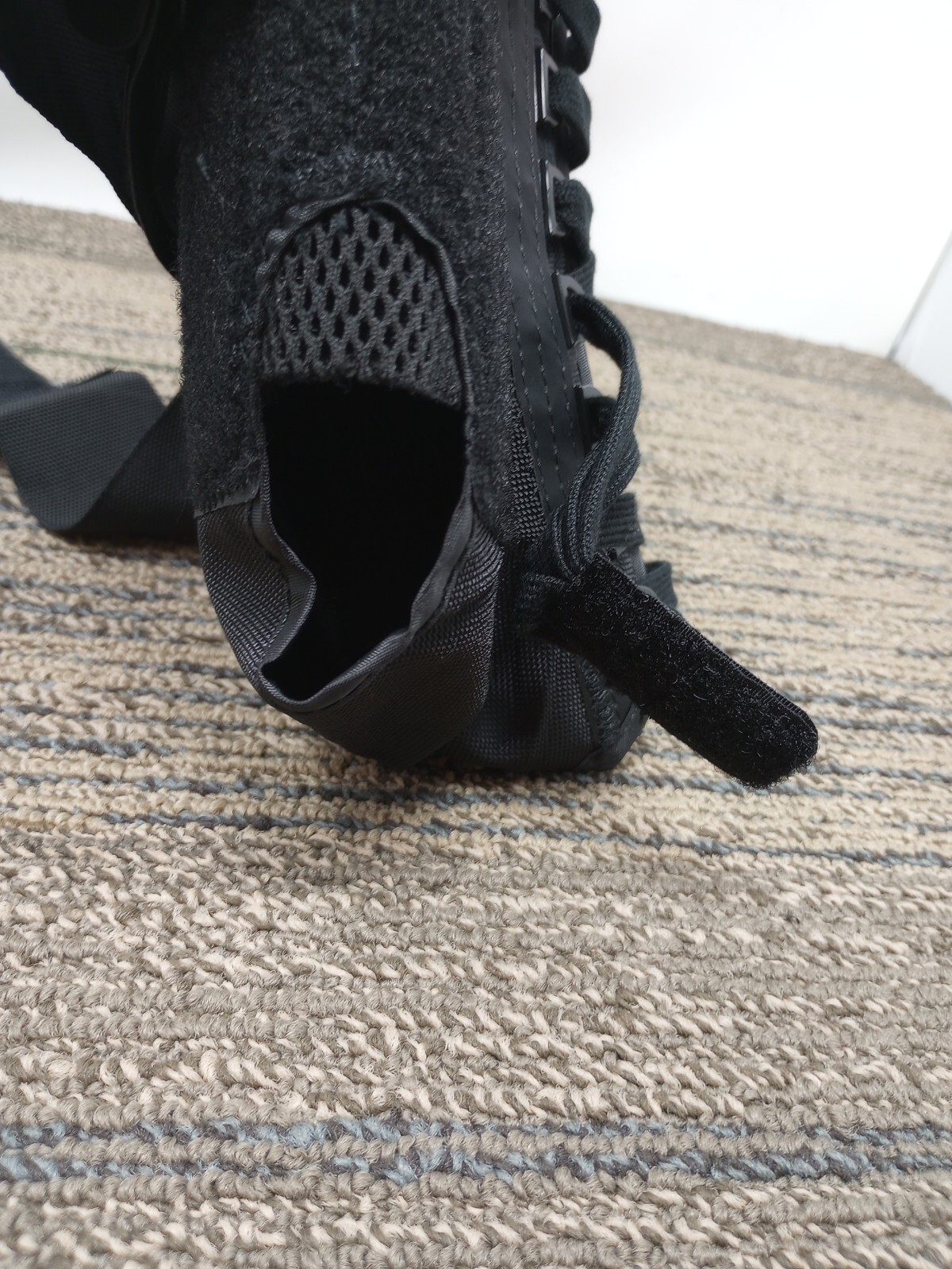 DonJoy Stabilizing Speed Pro Ankle Support Size S Black Pre Owned