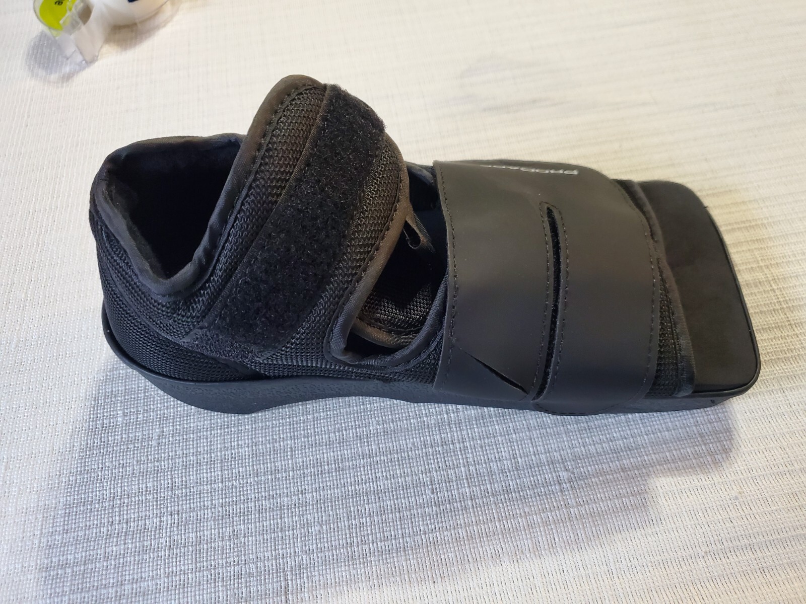 ProCare Squared Toe Post-Op Shoe Size: Small ( Wear on the left or right ) NEW!!