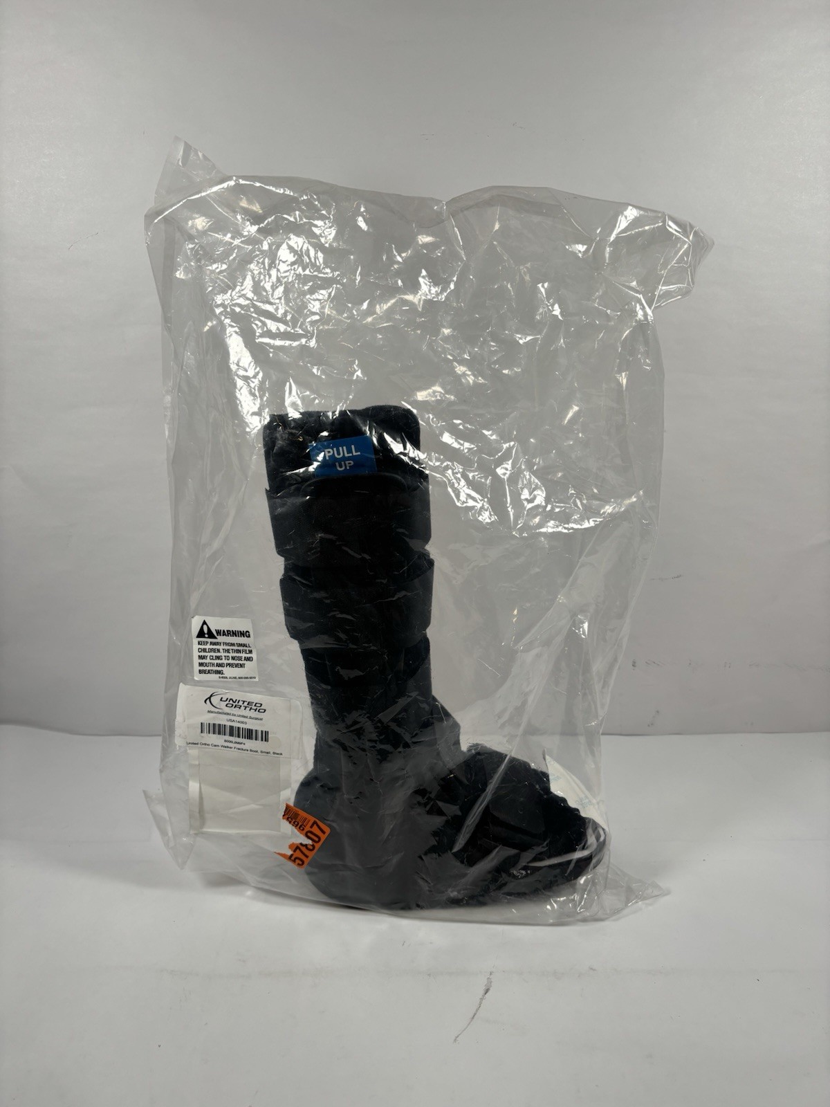 United Ortho Cam Walker Fracture Boot in Black Size Small New & Sealed