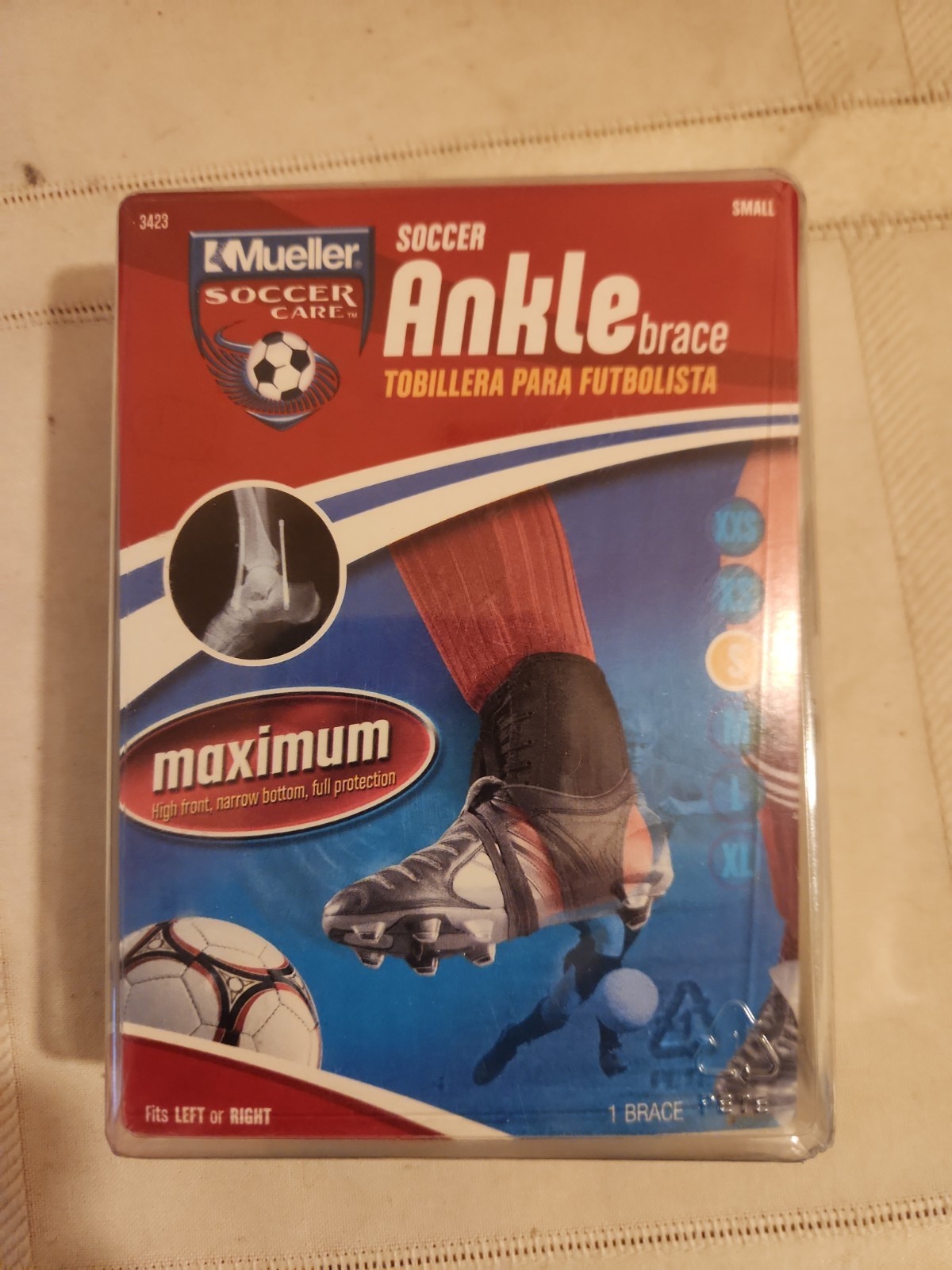 Mueller Soccer Care Unisex Latex Free Size Small Black Ankle Brace NWT