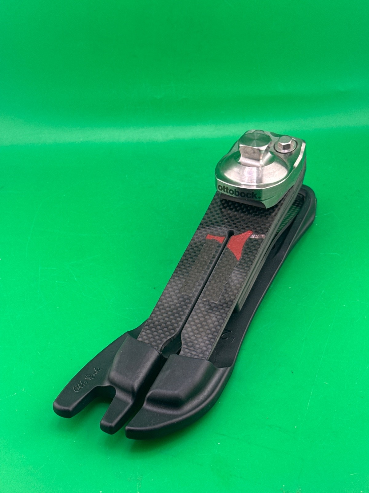 ottobock ottobock triton LP prosthetic foot. size 27. category 2. Left Foot