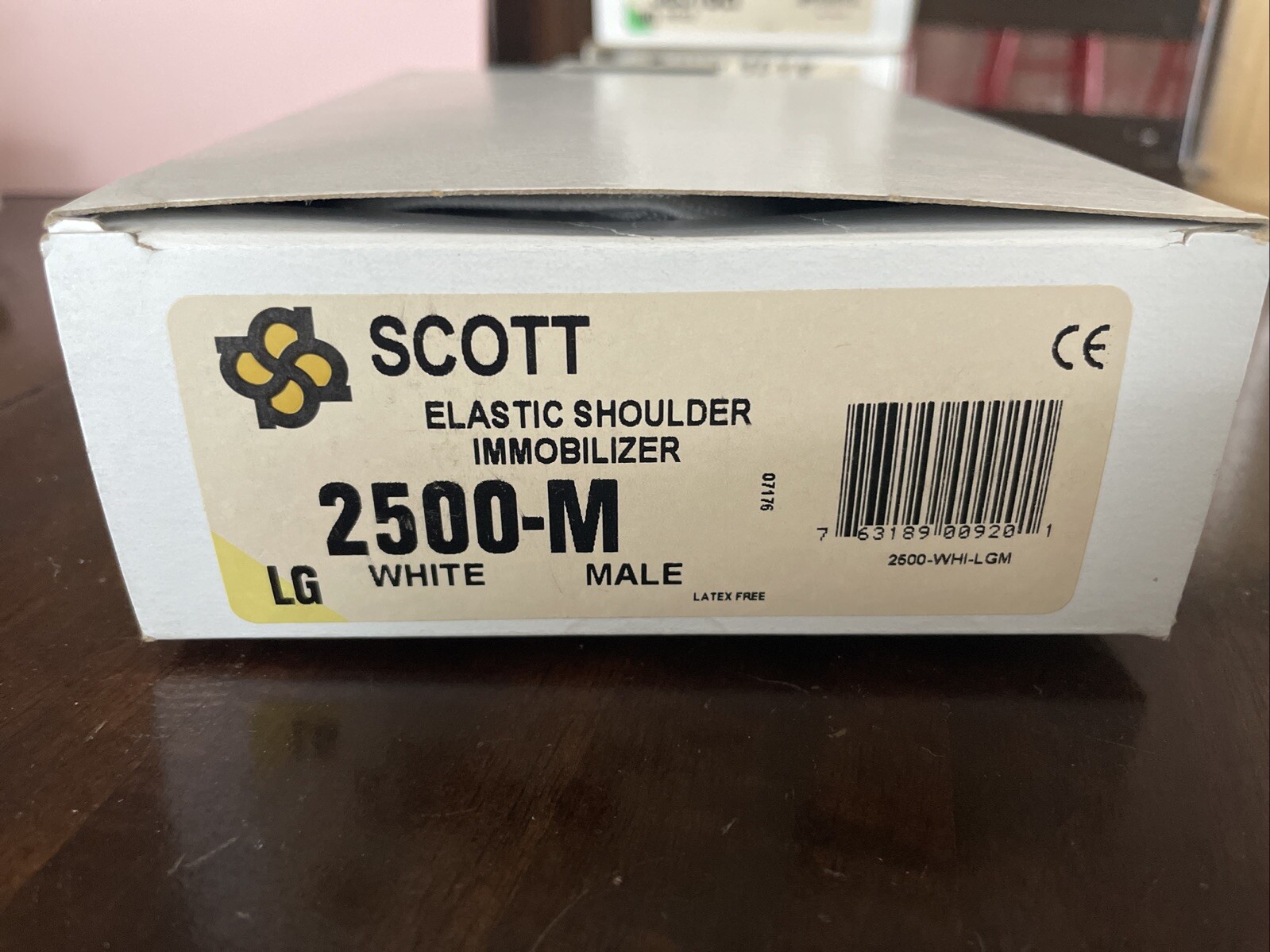 Scott Elastic Shoulder Immobilizer. Male. 2500-M Large NEW
