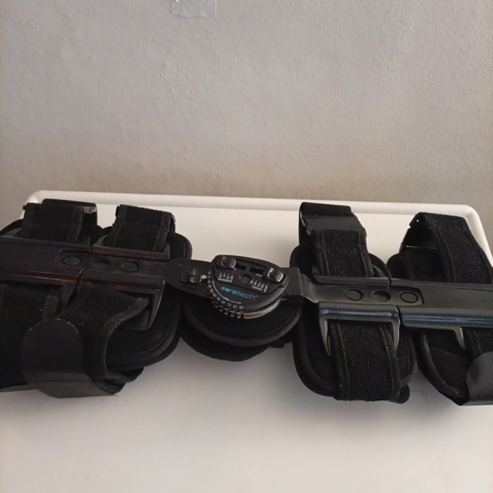 Knee Brace, Coretech Rom Flexion Extension Post-Op Universal Knee Brace