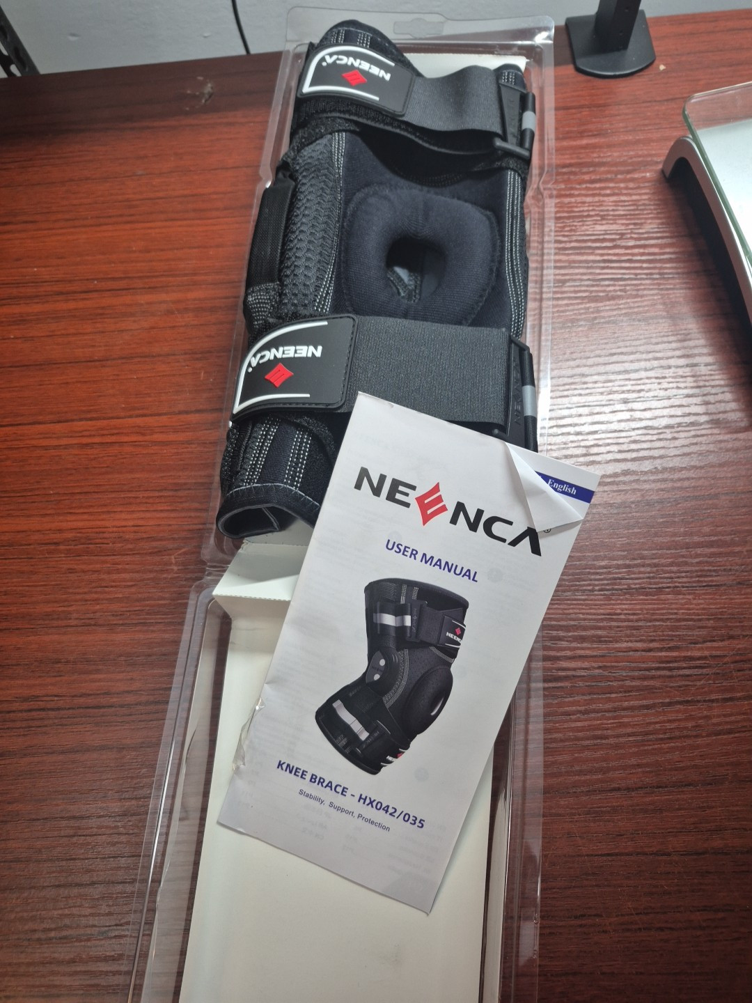 NEW NEENCA Professional Knee Brace for Knee Pain, Hinged Knee Support Hx035 (M)