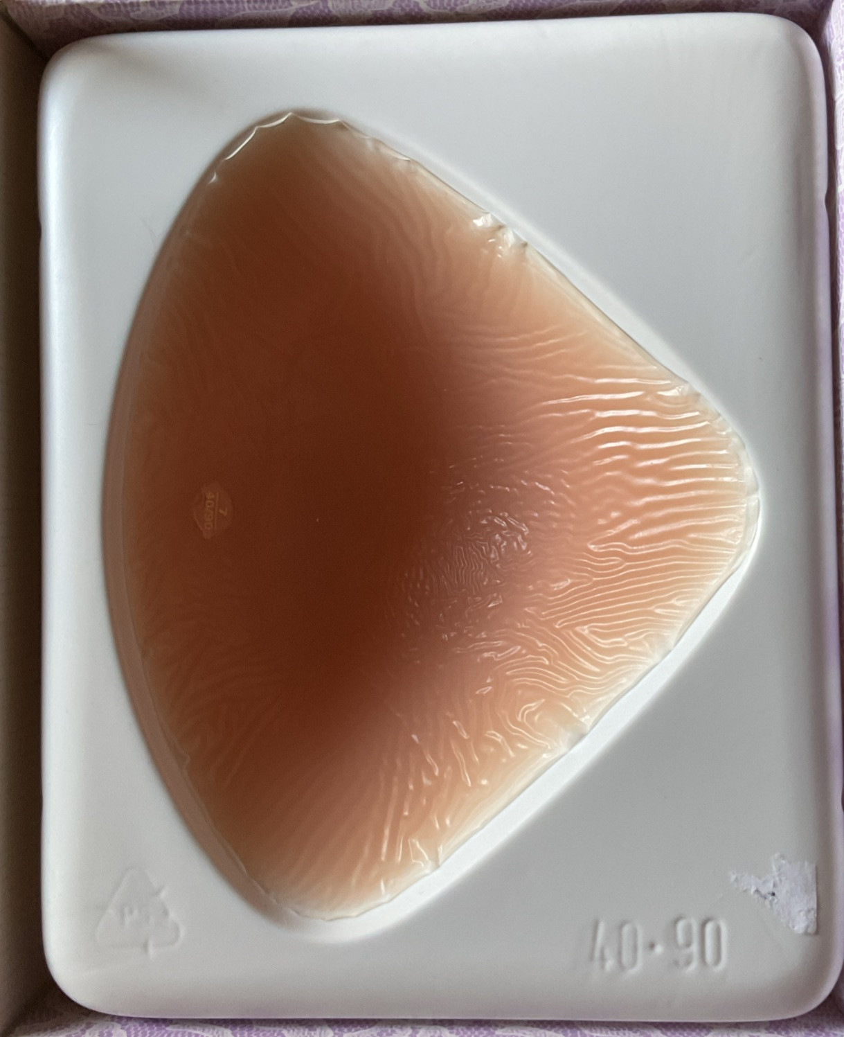 Classique Triangle Post Lumpectomy Silicone Breast Form Style #527 Size 40/7