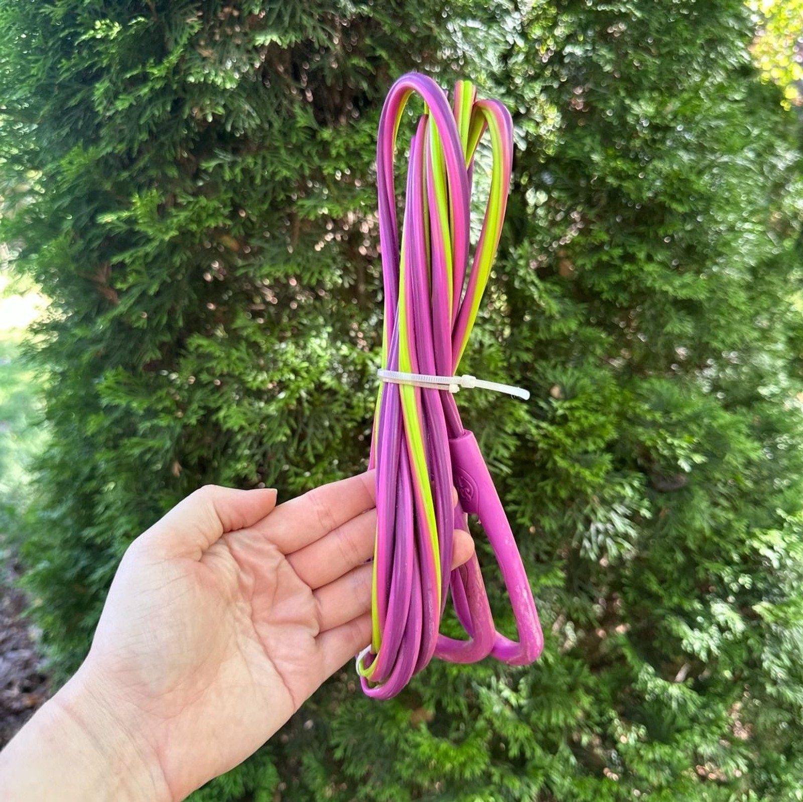 “Hot Ropes” Jump Rope Vintage Y2K Pink
