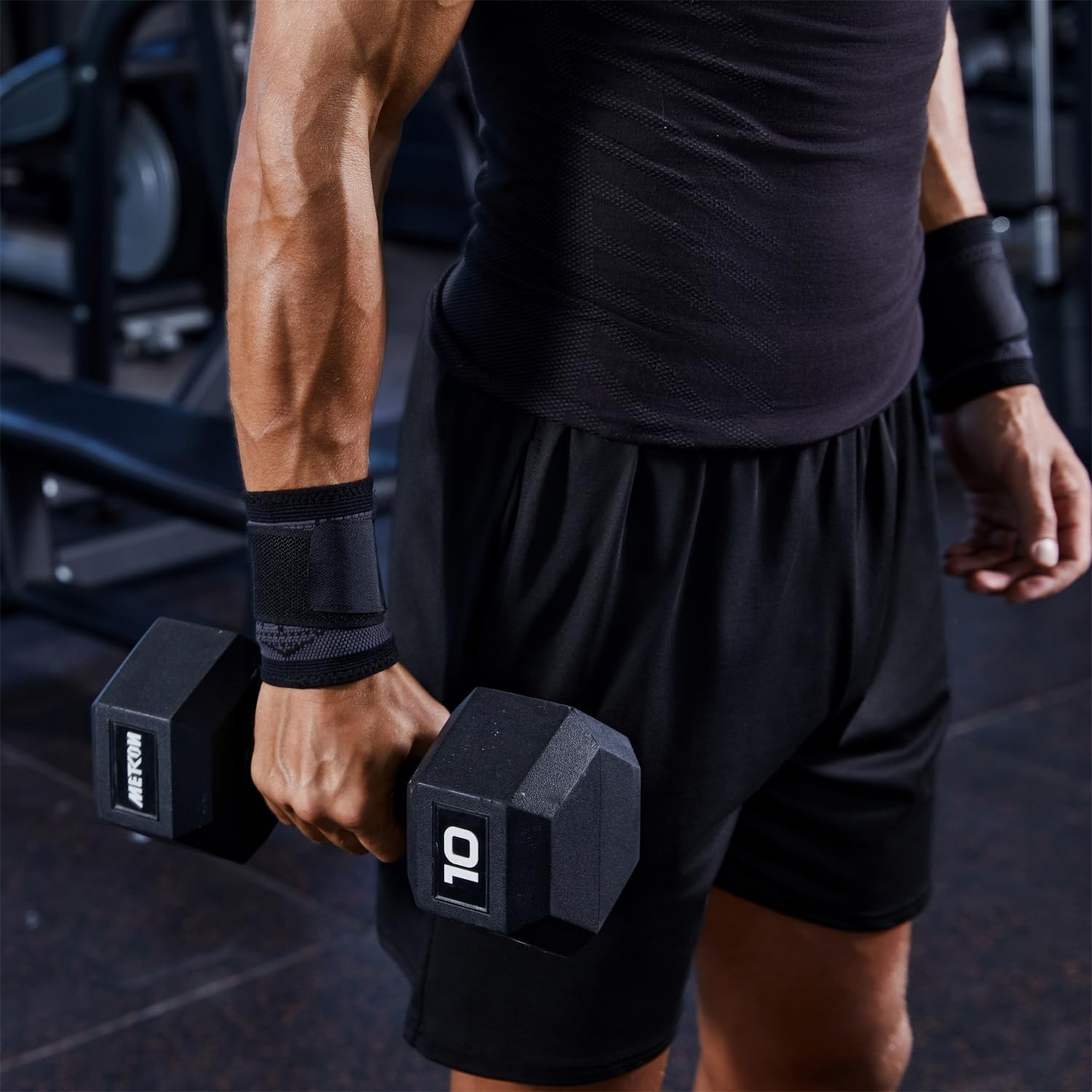 Comfortable 2-Pack Wrist Braces for Sprains & Carpal Tunnel – Adjustable Size M